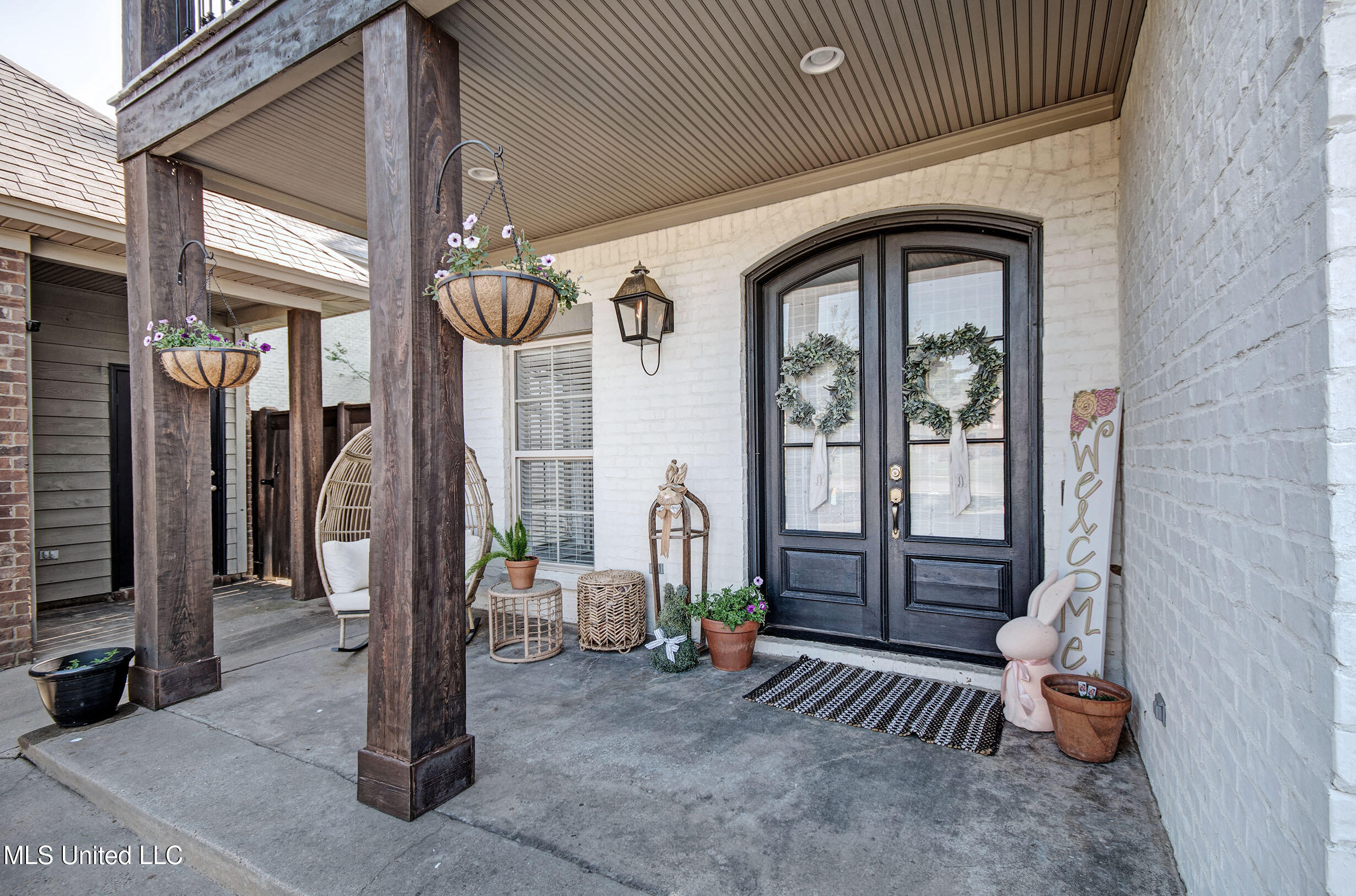 312 N Village Drive, Pearl, Mississippi image 4