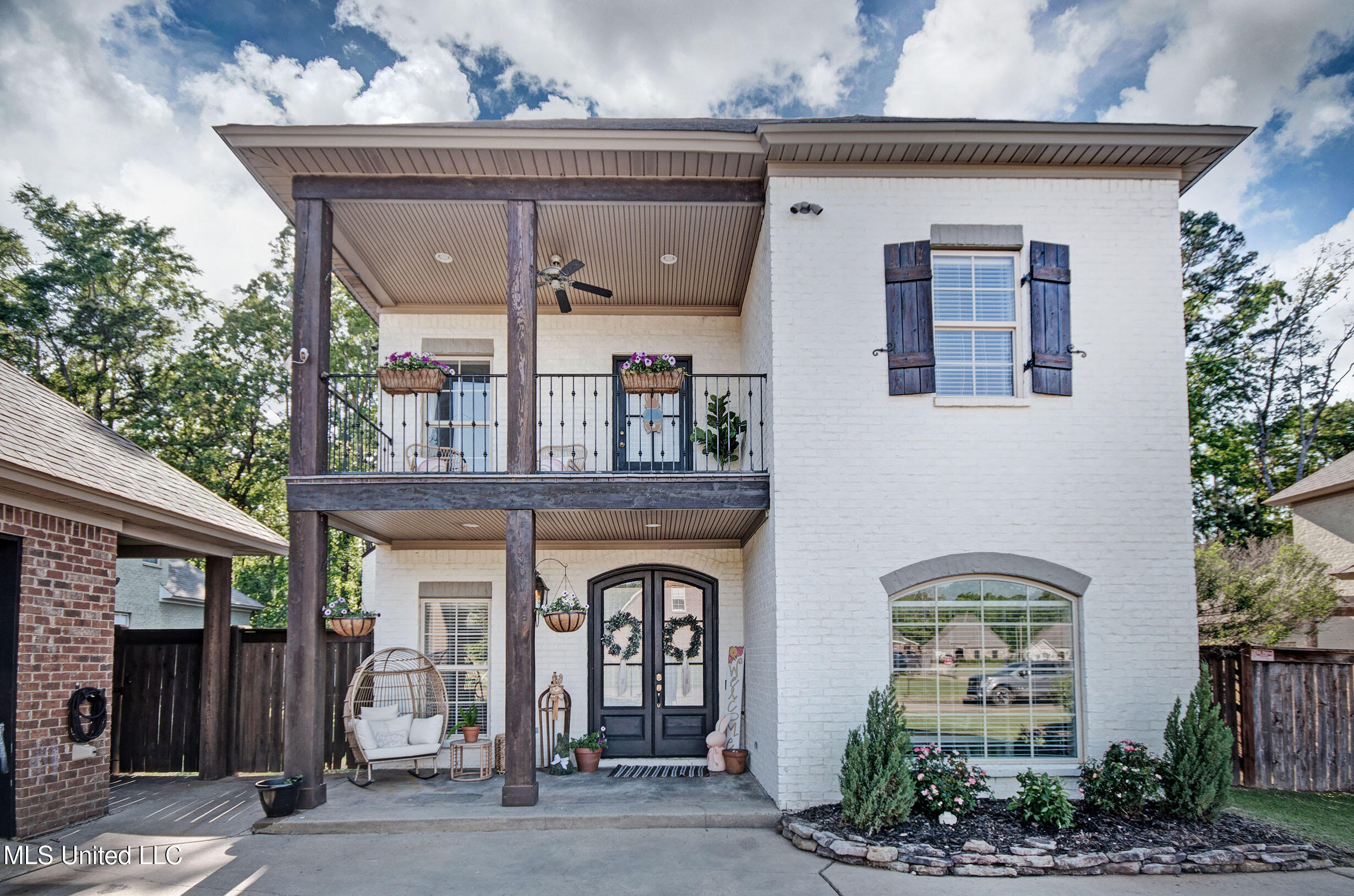 312 N Village Drive, Pearl, Mississippi image 3