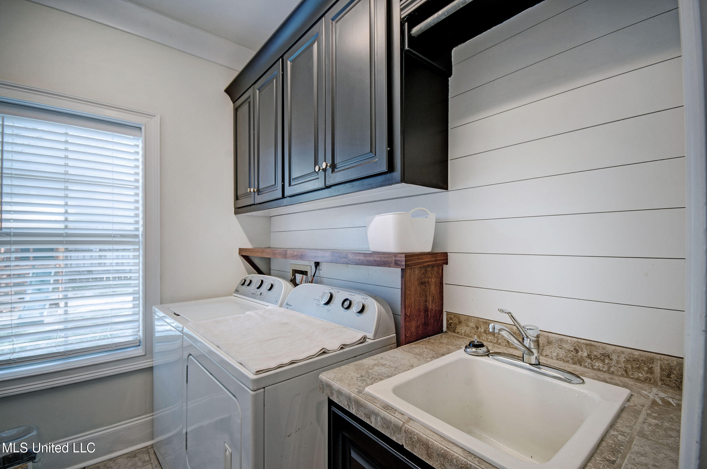312 N Village Drive, Pearl, Mississippi image 22