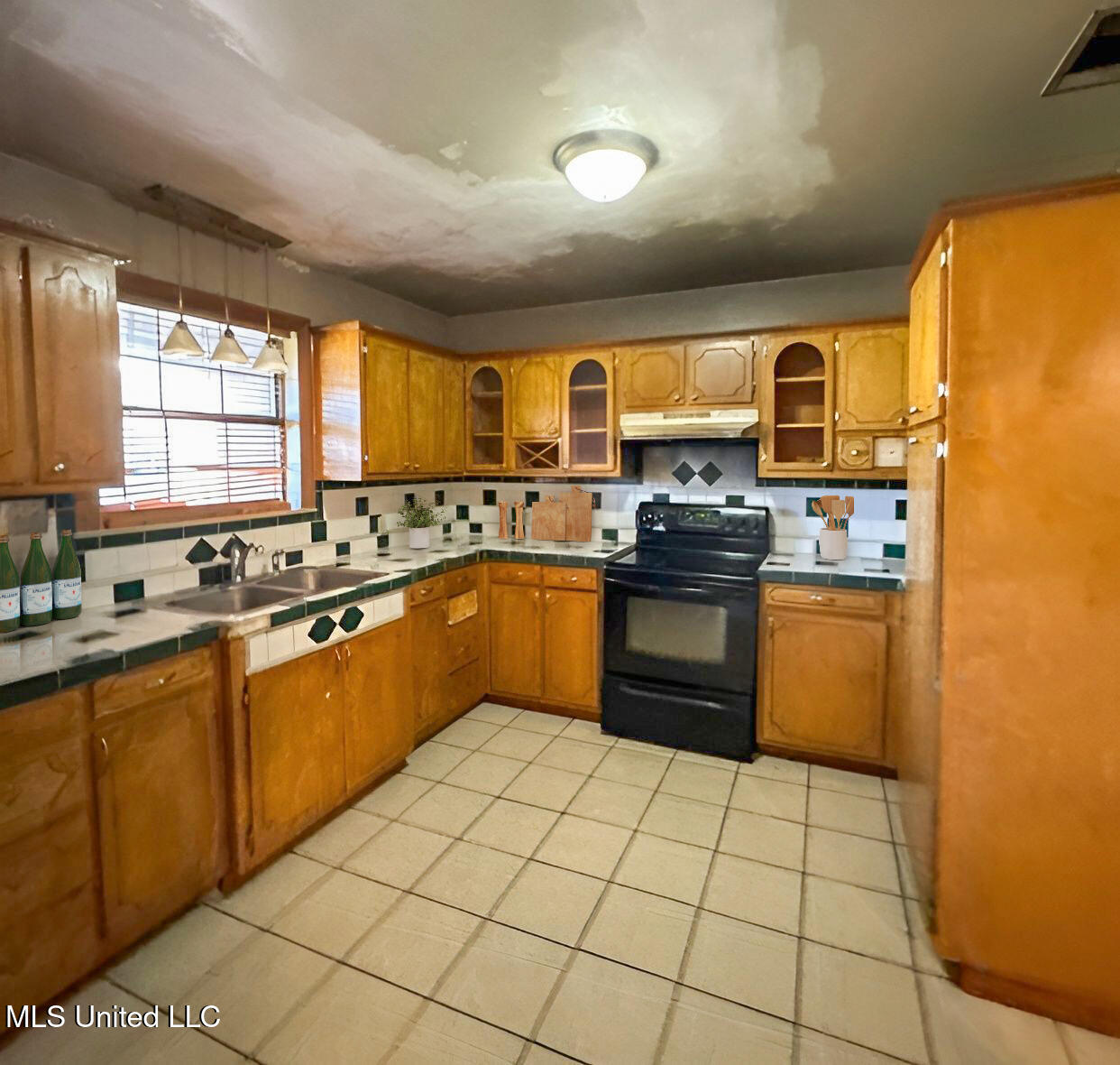 4724 Weems Street, Moss Point, Mississippi image 7