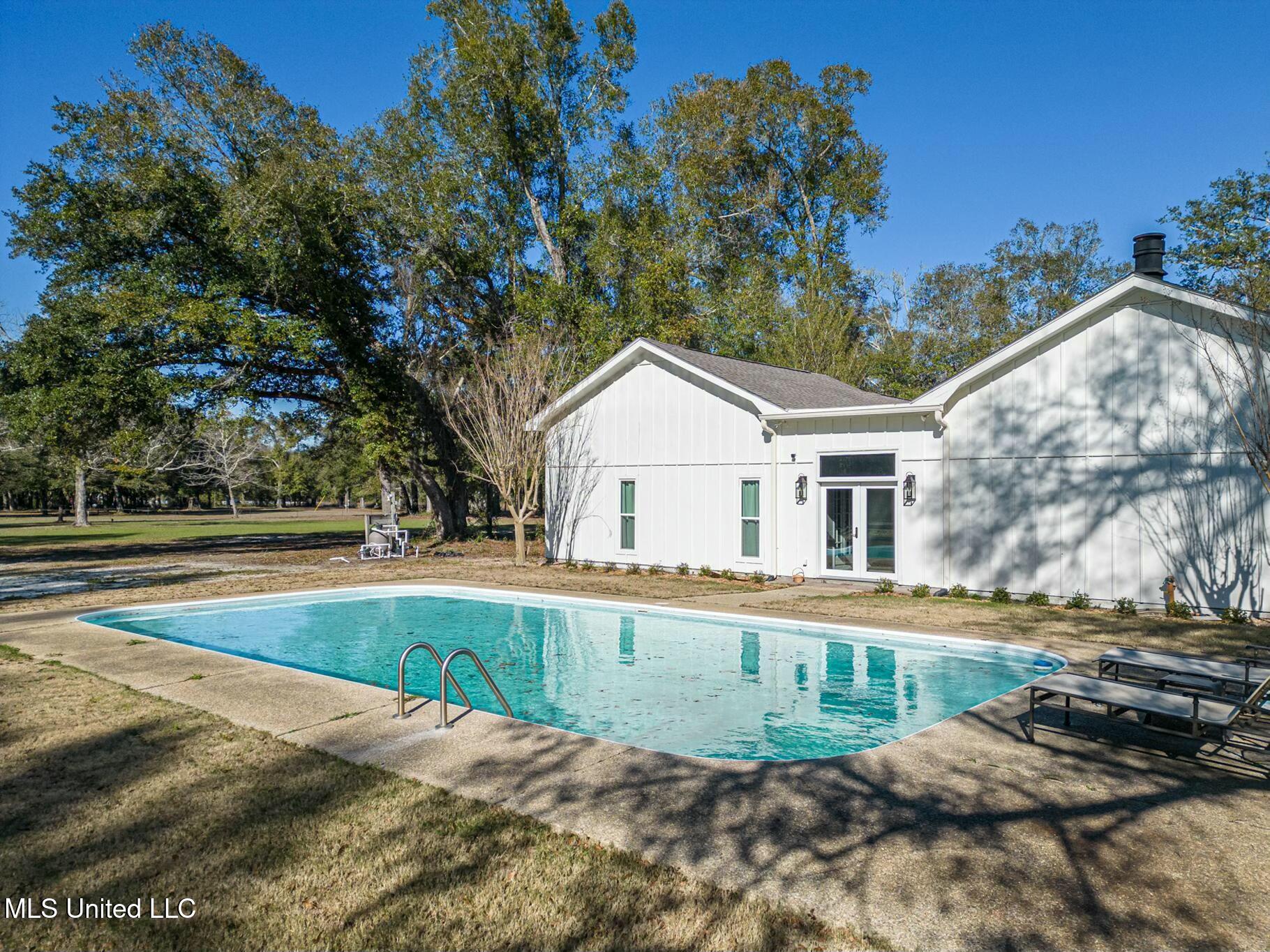 4187 Saussy Lane, Pass Christian, Mississippi image 33