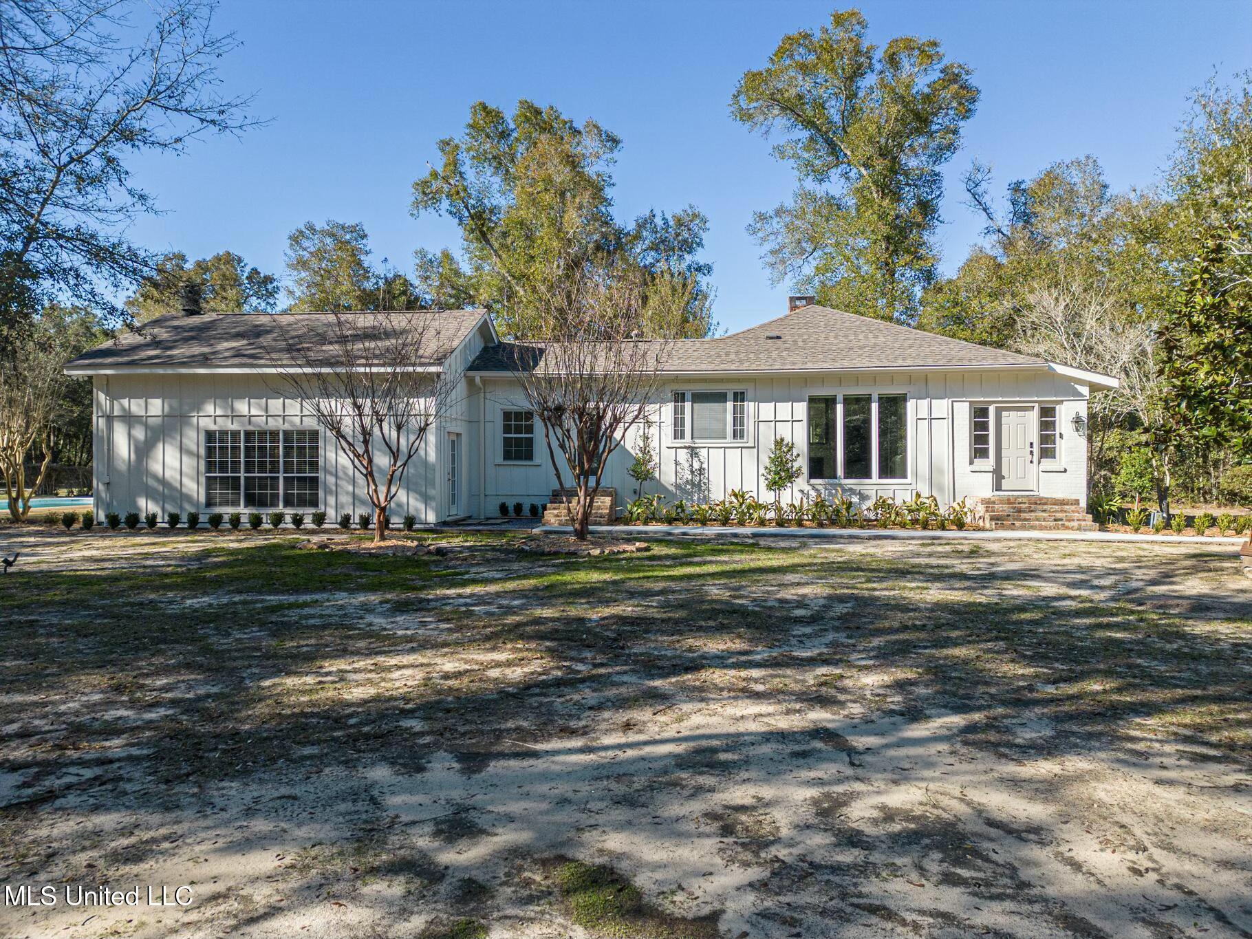 4187 Saussy Lane, Pass Christian, Mississippi image 32