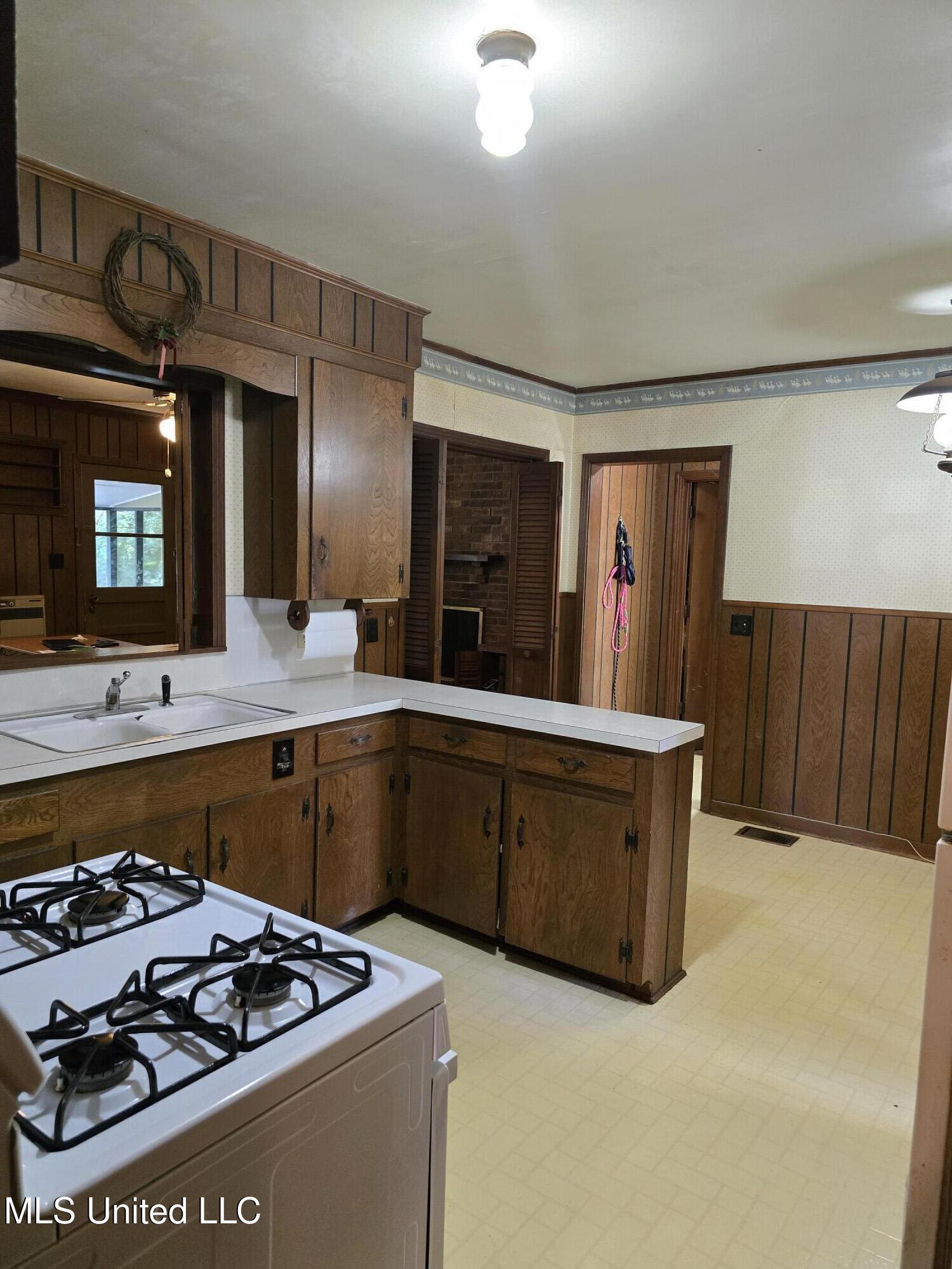 751 Dorgan Street, Jackson, Mississippi image 6