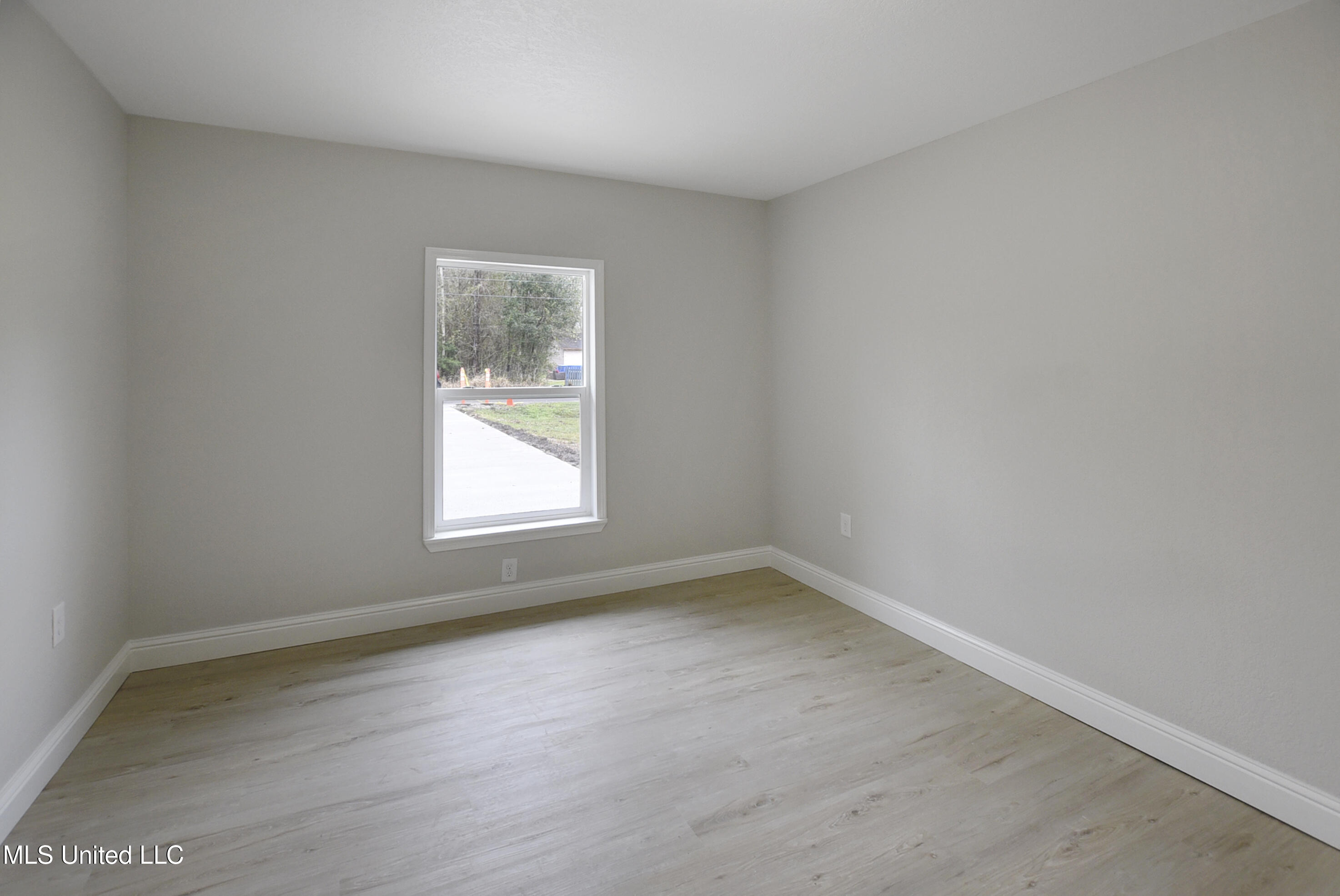 8309 Sherbrook Street, Moss Point, Mississippi image 9