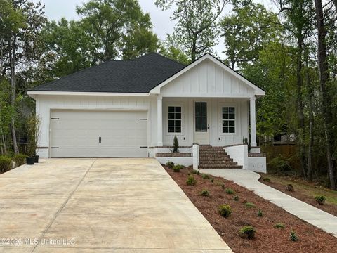 Homes For Sale - 952 Kale Street<br/> Hancock County, Diamondhead, MS 39525