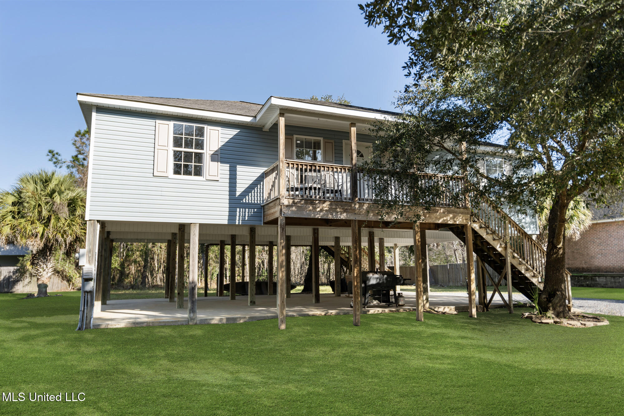 2052 Bienville Avenue, Bay Saint Louis, Mississippi image 3