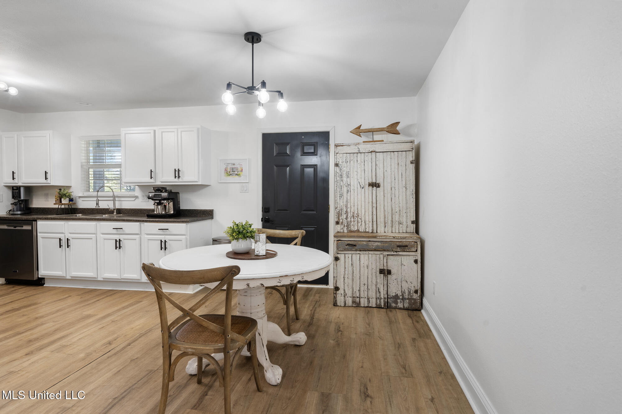 2052 Bienville Avenue, Bay Saint Louis, Mississippi image 14