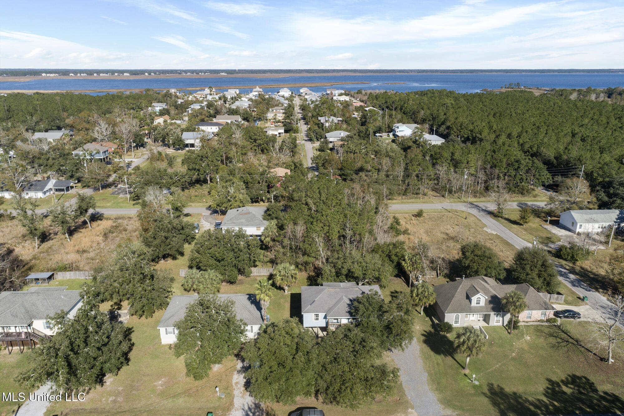 2052 Bienville Avenue, Bay Saint Louis, Mississippi image 26