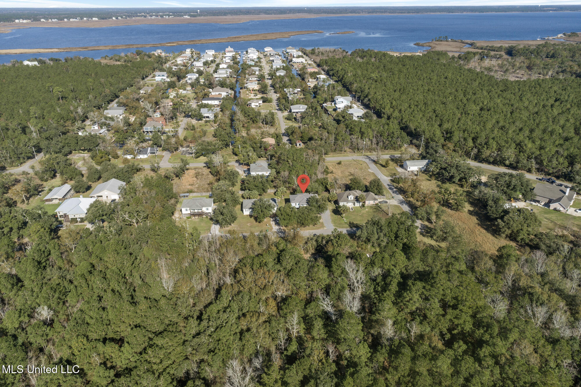 2052 Bienville Avenue, Bay Saint Louis, Mississippi image 27