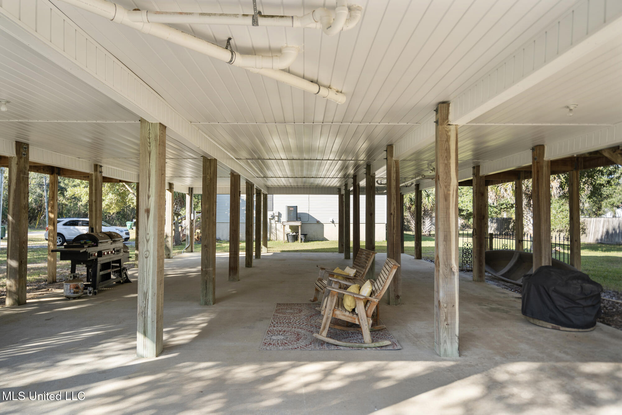 2052 Bienville Avenue, Bay Saint Louis, Mississippi image 6