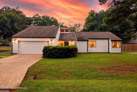 Homes For Sale - 5420 E Diamondhead Drive<br/> Diamondhead, MS 39525