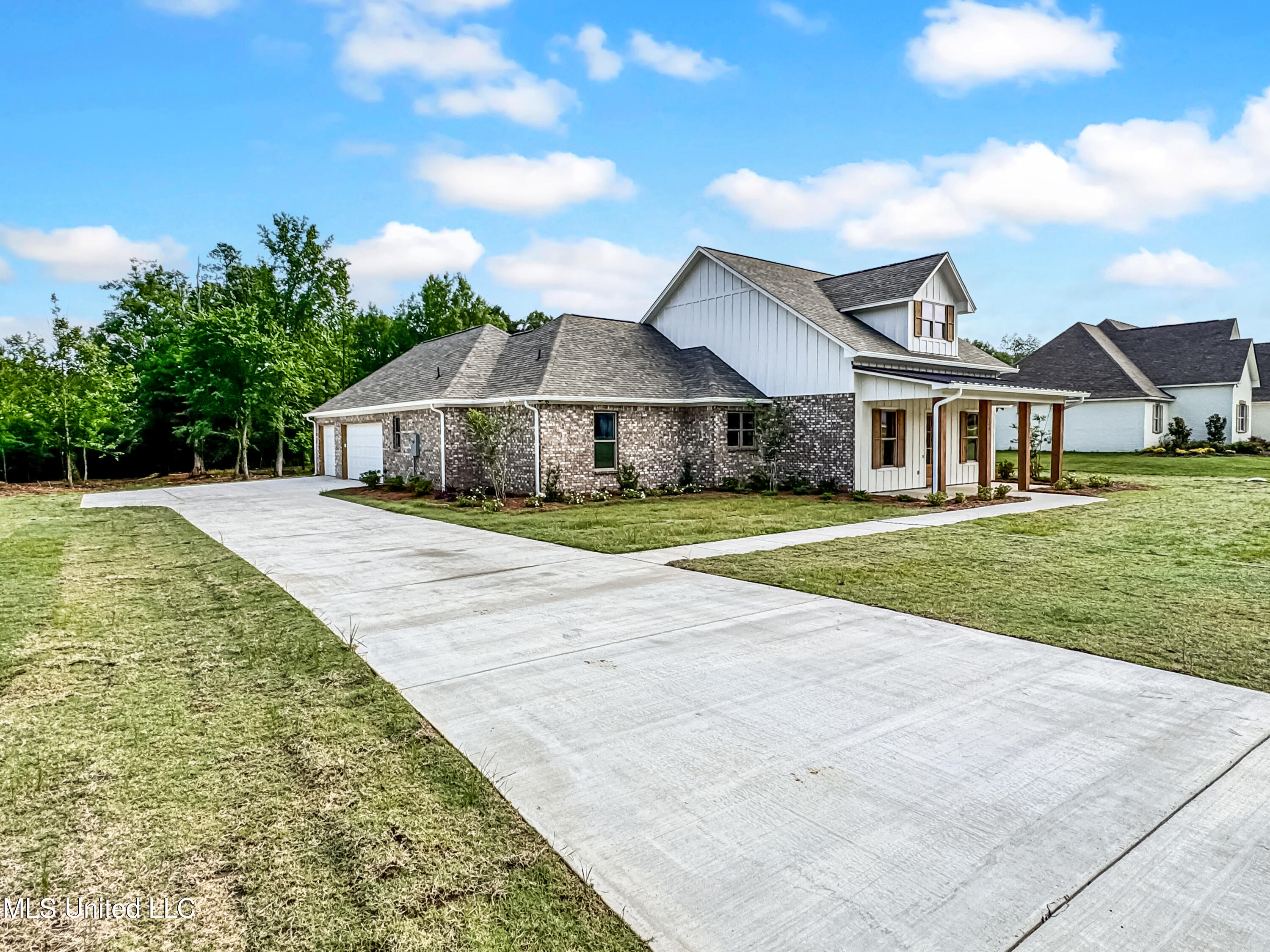 140 Kathryn Drive, Brandon, Mississippi image 2