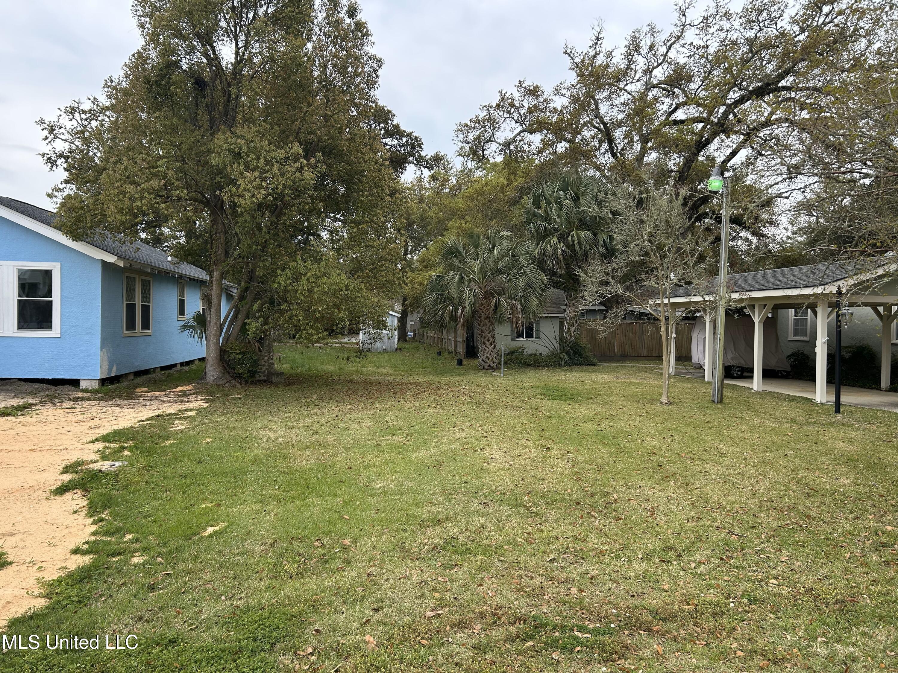 324 Demontluzin Avenue, Bay Saint Louis, Mississippi image 30