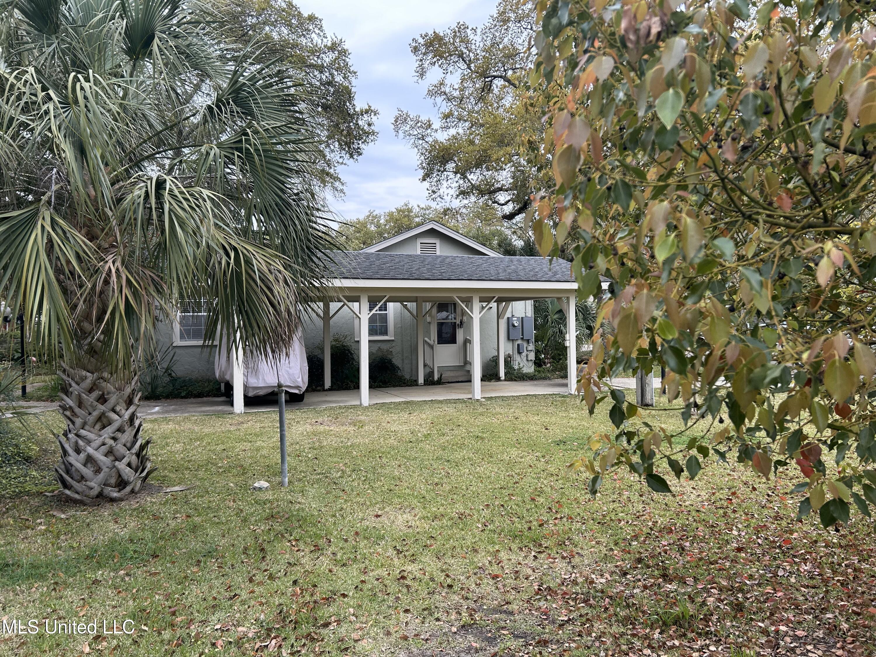 324 Demontluzin Avenue, Bay Saint Louis, Mississippi image 29
