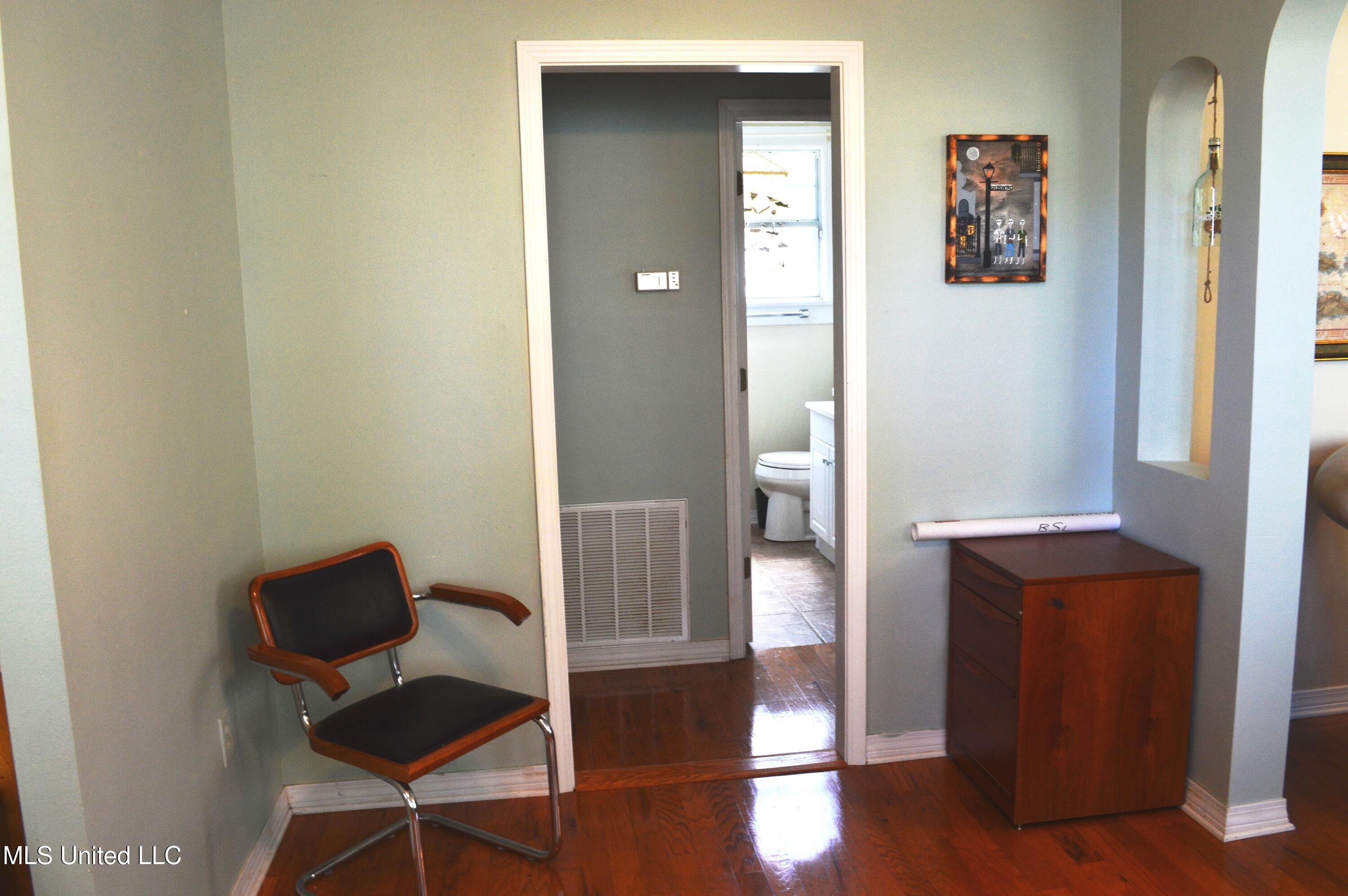 324 Demontluzin Avenue, Bay Saint Louis, Mississippi image 14