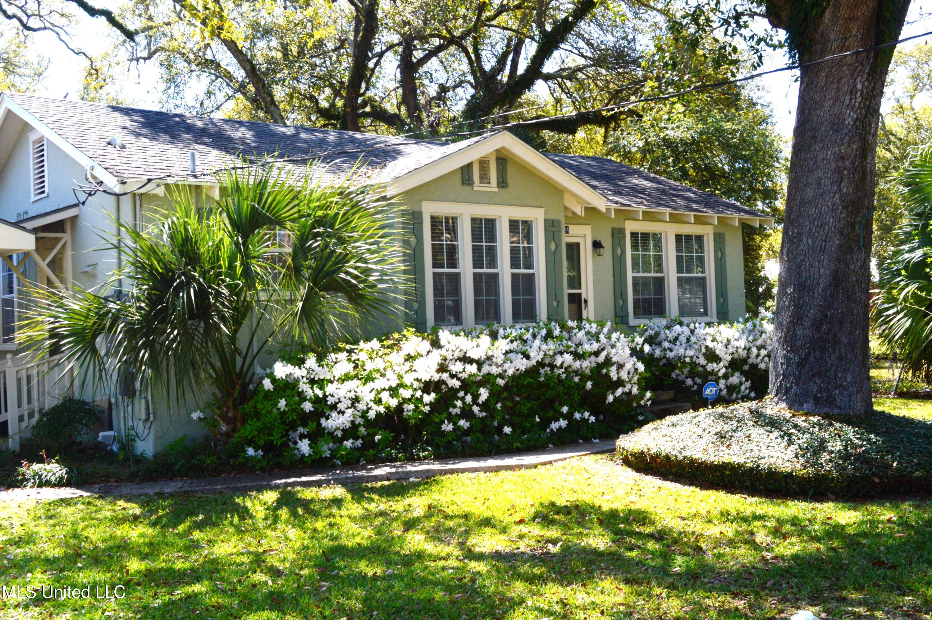 324 Demontluzin Avenue, Bay Saint Louis, Mississippi image 2