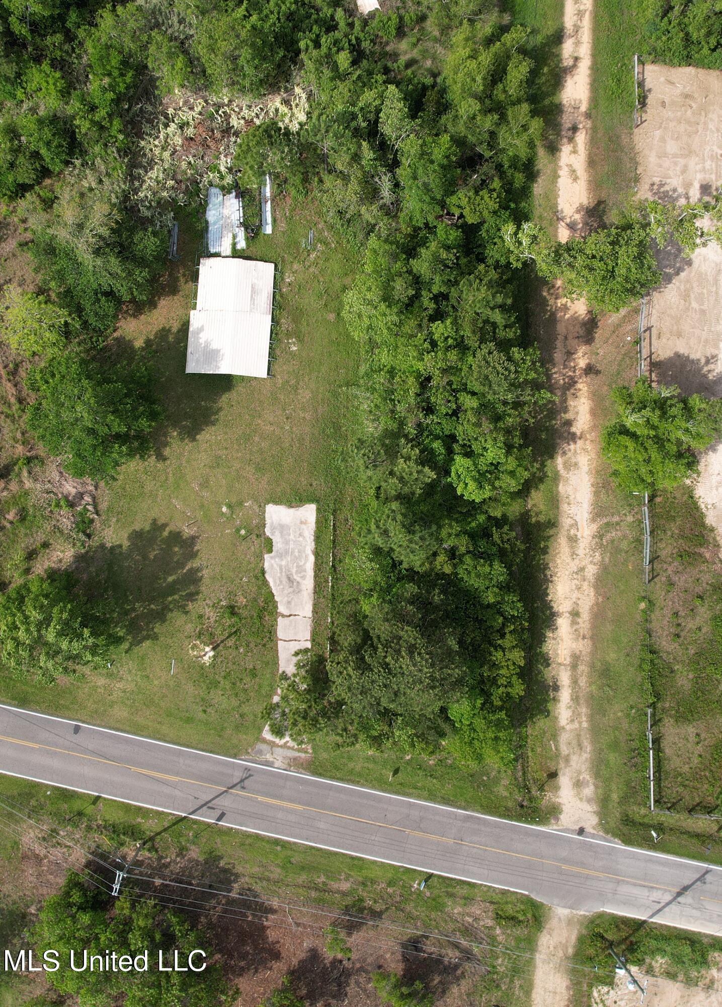 5039 Ioor Avenue, Bay Saint Louis, Mississippi image 3