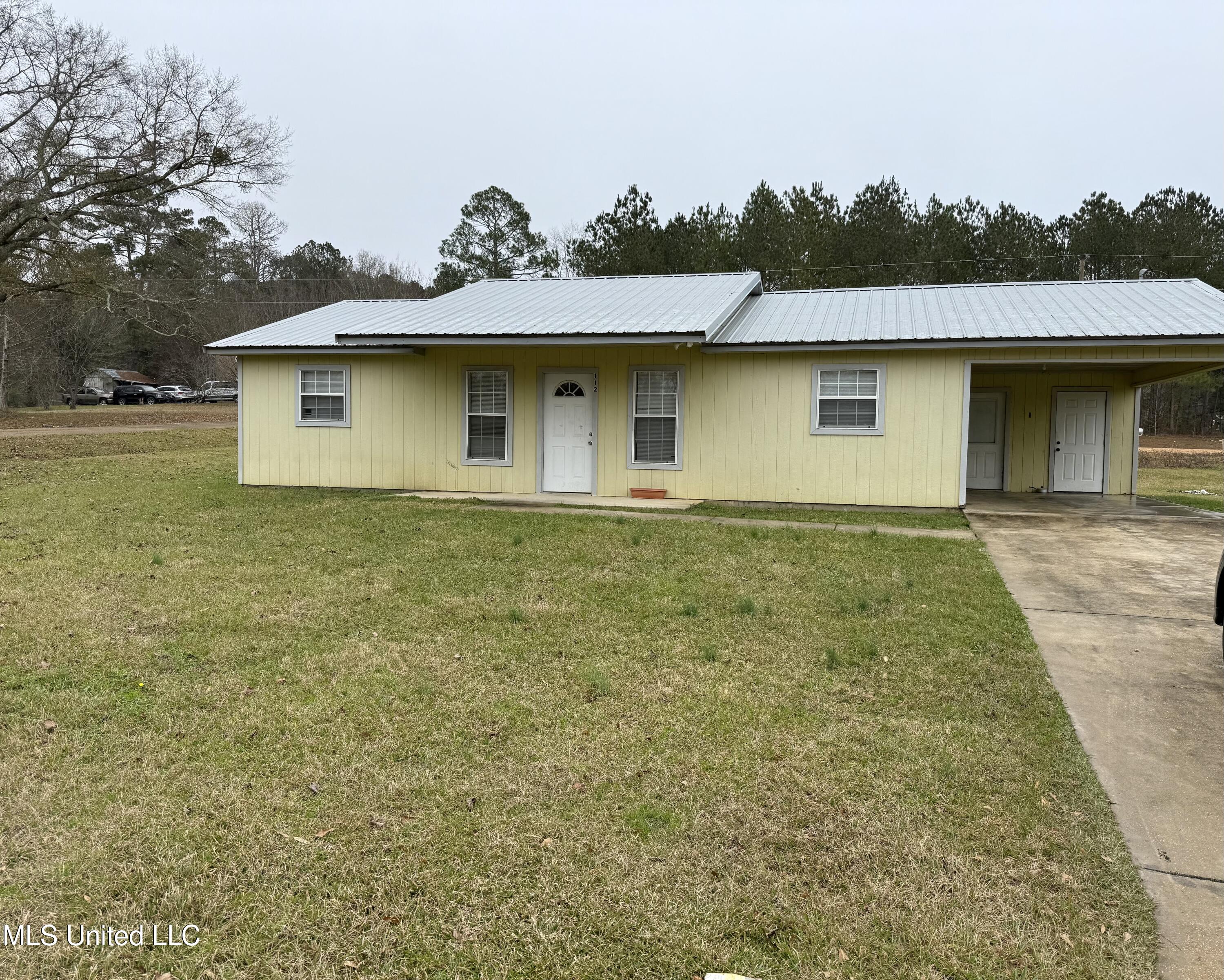 112 Adams Avenue, Magee, Mississippi image 1