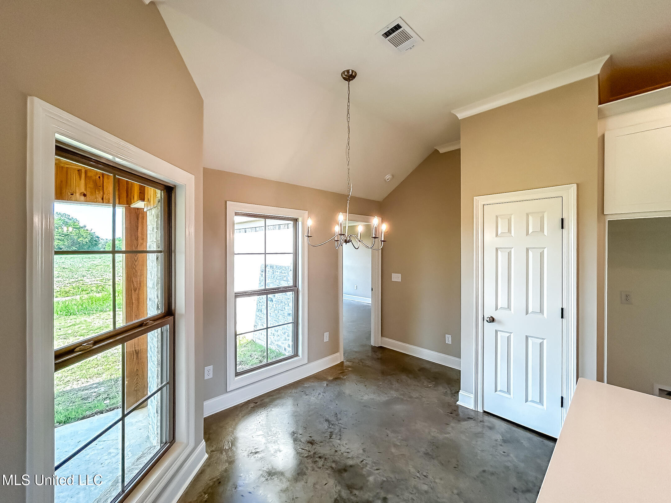 128 Jody Drive, Canton, Mississippi image 5