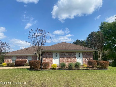 Homes For Sale - 110 Whittington Lane<br/> Crystal Springs, MS 39059
