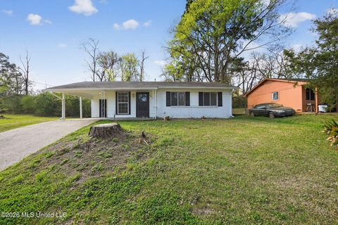 Homes For Sale - 5770 Queen Mary Lane<br/> Jackson, MS 39209