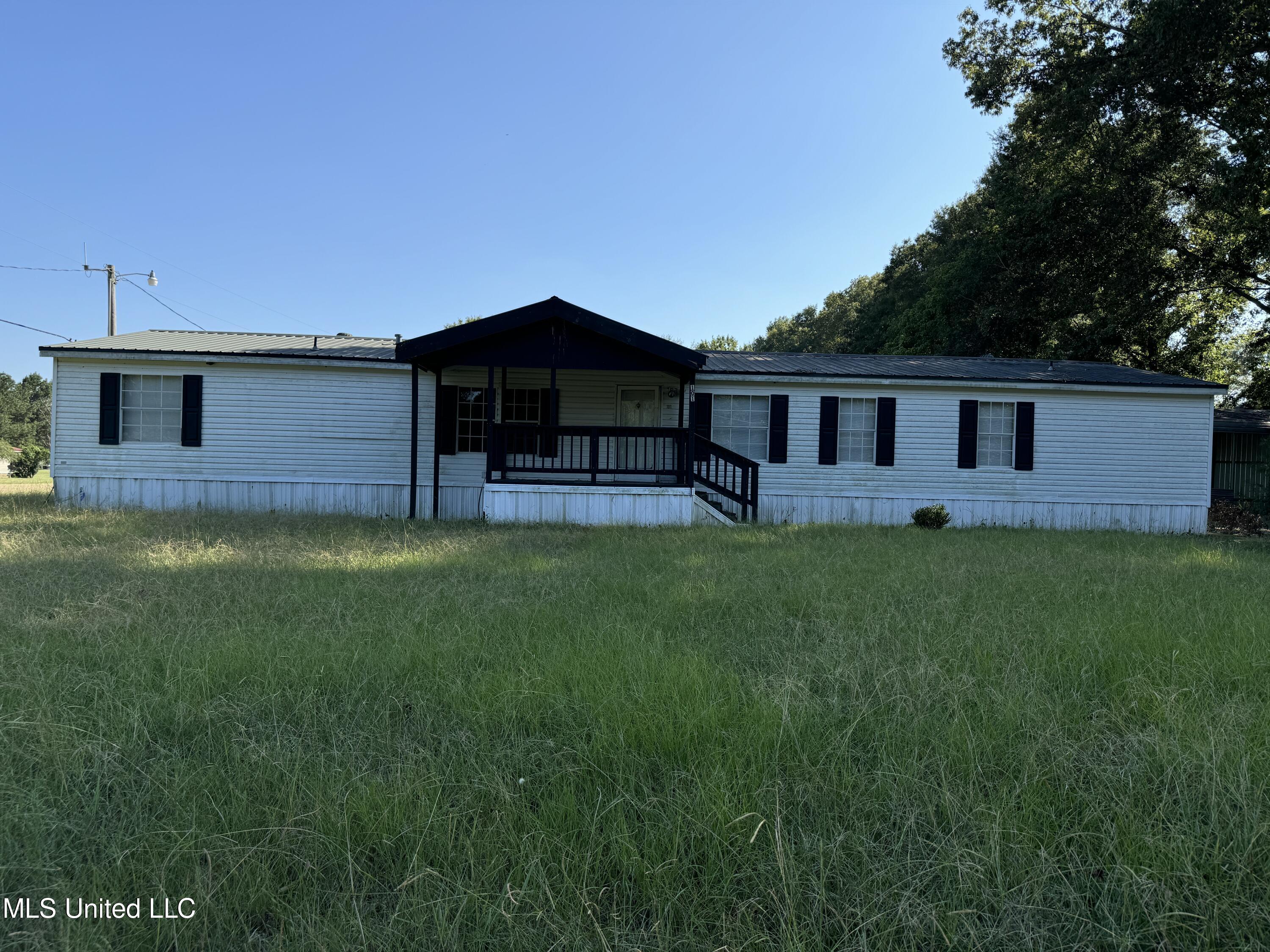 101 Stockton Drive, Vicksburg, Mississippi image 2