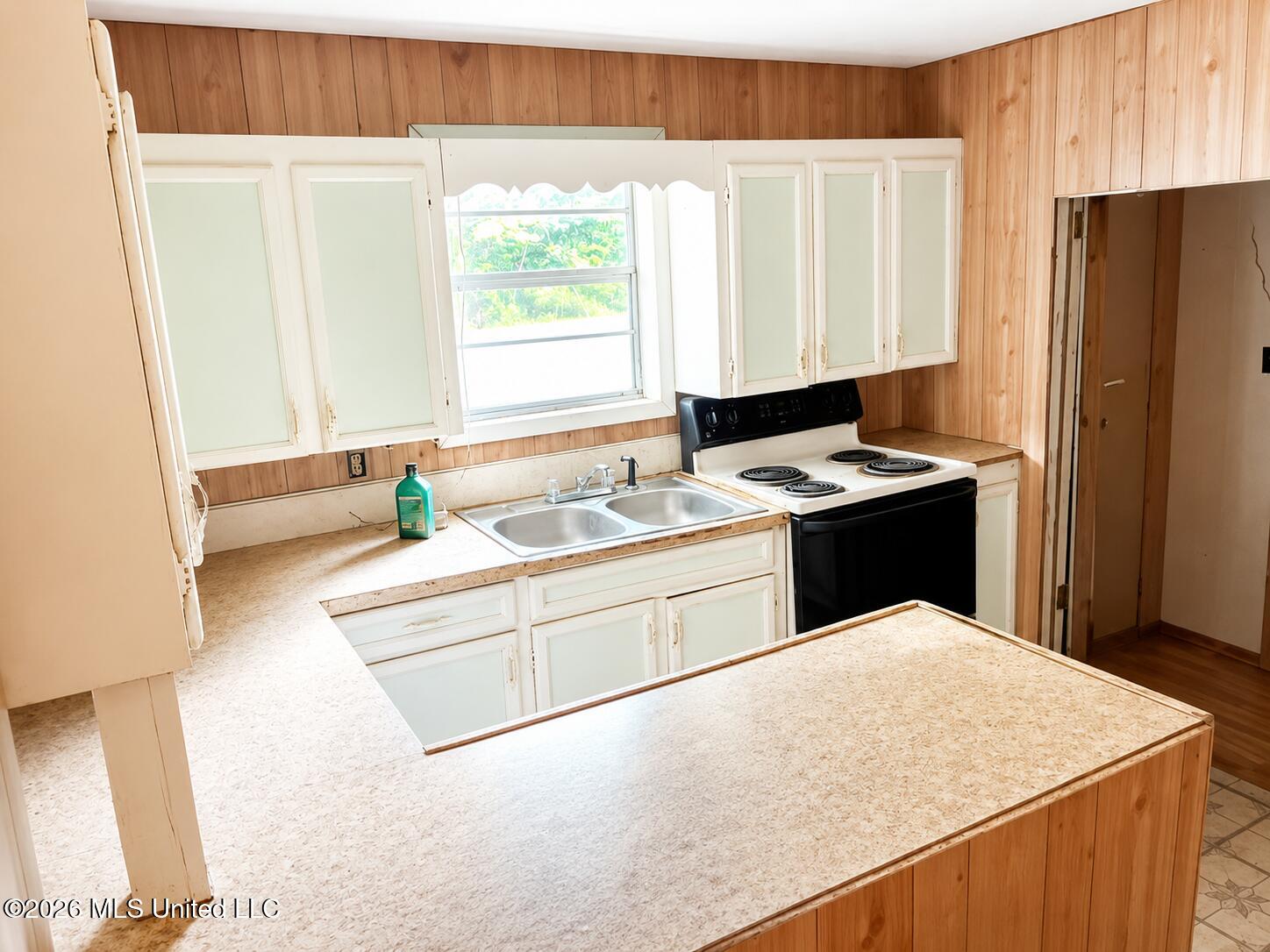 1135 Joe Dear Road
