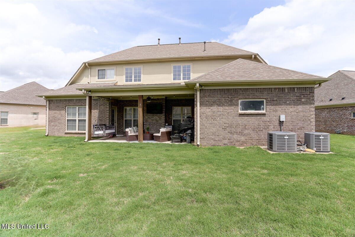 3430 W Clair Circle, Hernando, Mississippi image 32