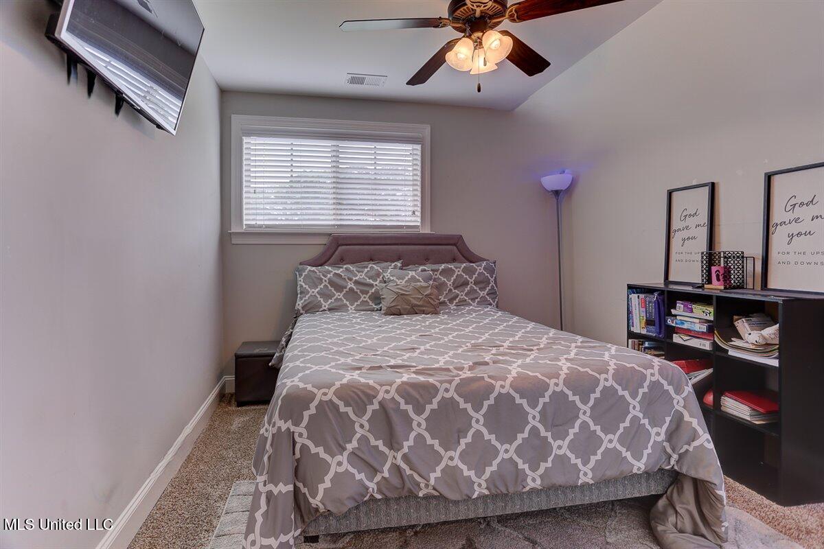 3430 W Clair Circle, Hernando, Mississippi image 28