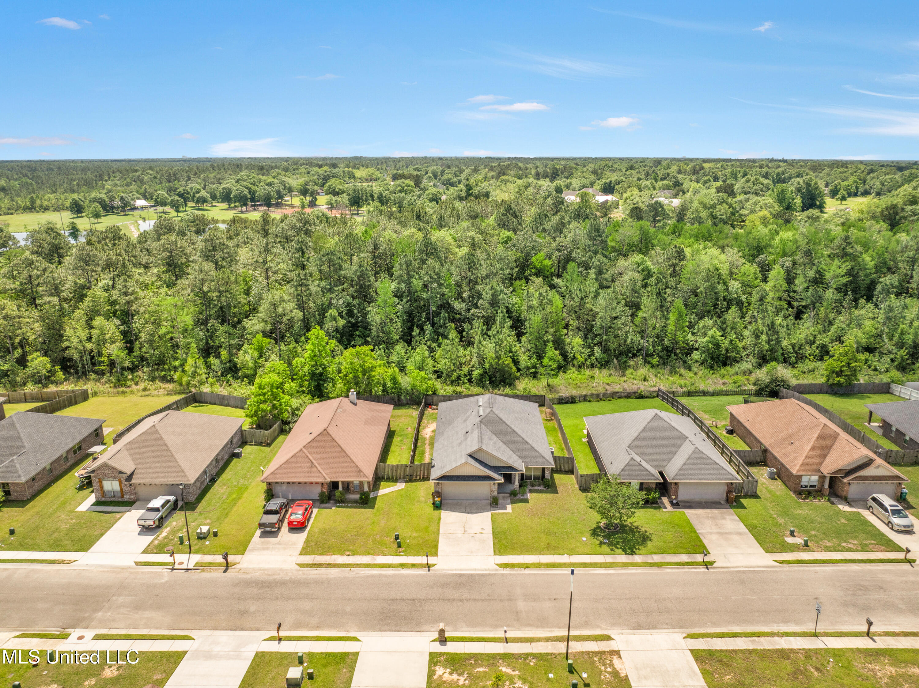 18280 Cardinal Lane, Gulfport, Mississippi image 28