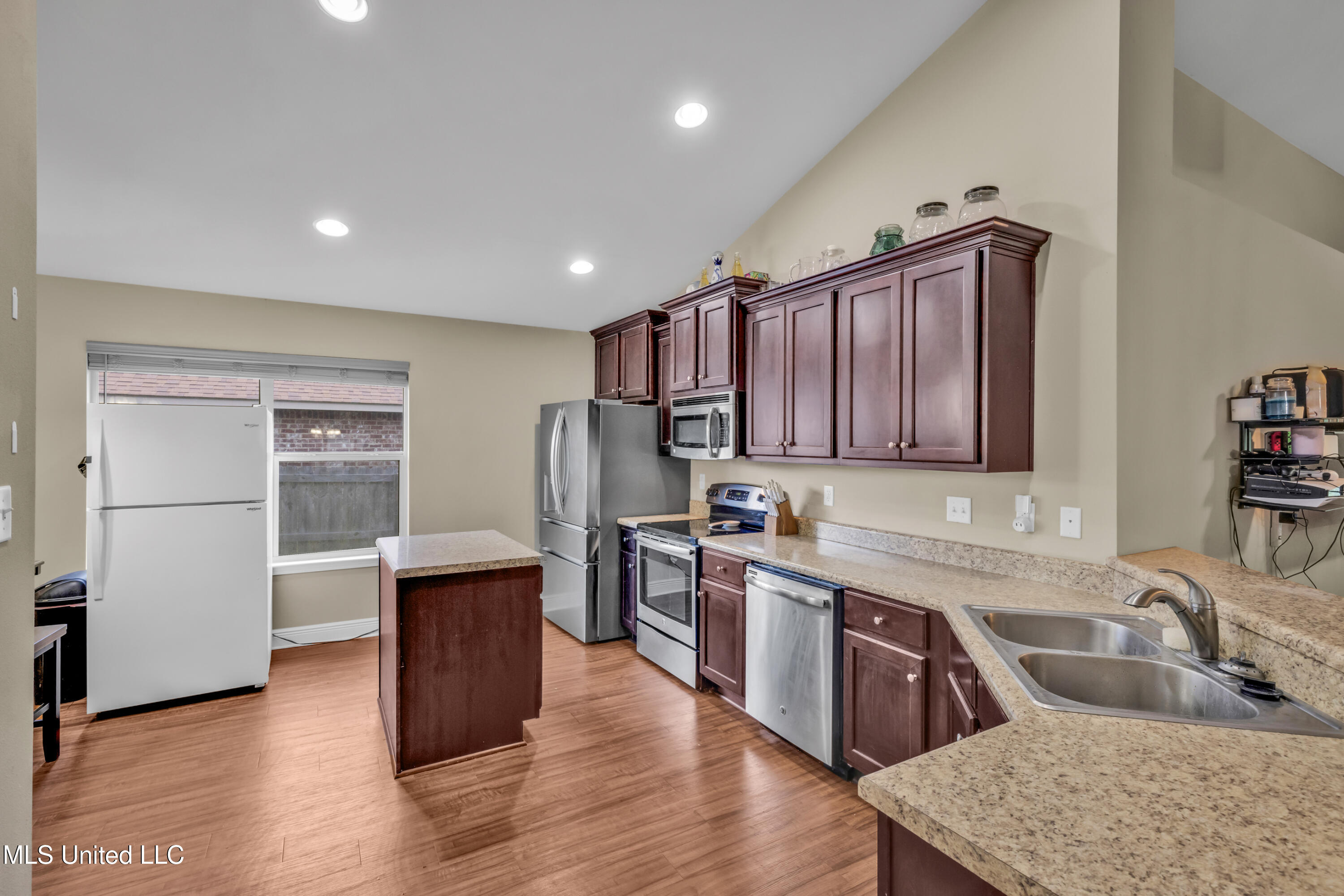 18280 Cardinal Lane, Gulfport, Mississippi image 6