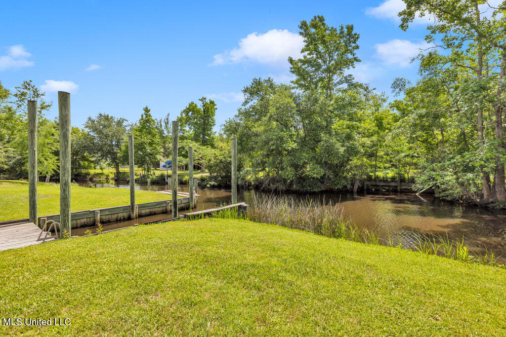 11020 Jordan Drive, Bay Saint Louis, Mississippi image 11