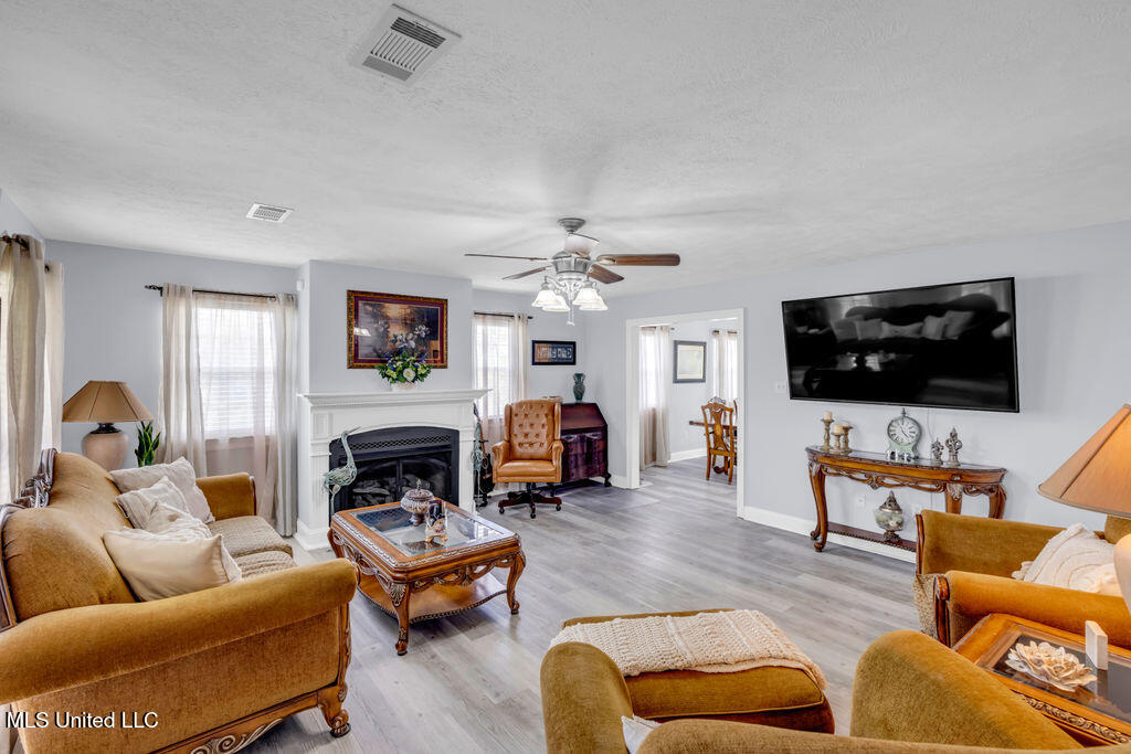 11020 Jordan Drive, Bay Saint Louis, Mississippi image 15