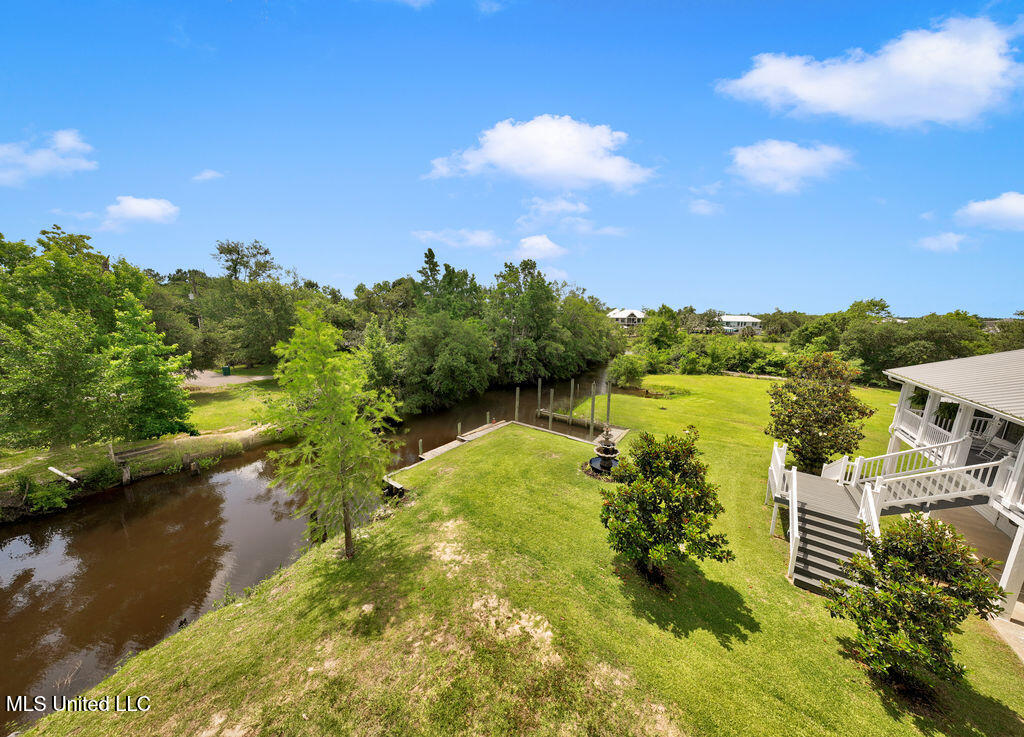 11020 Jordan Drive, Bay Saint Louis, Mississippi image 5
