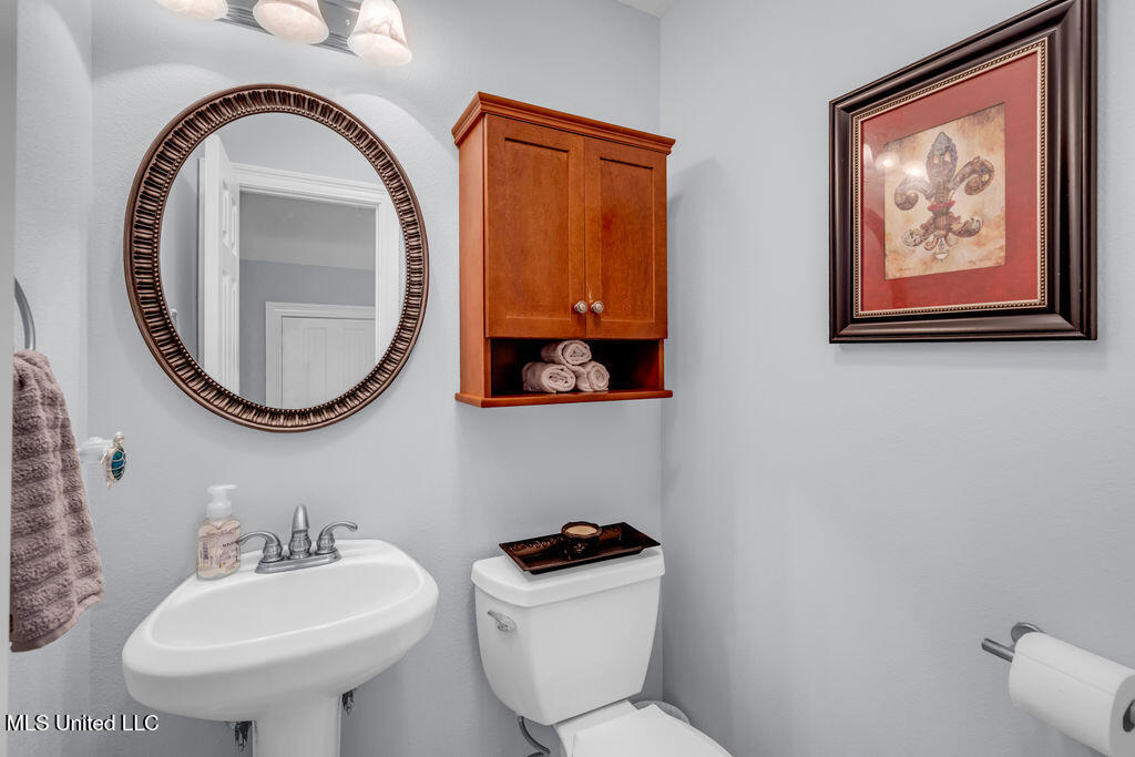 11020 Jordan Drive, Bay Saint Louis, Mississippi image 23