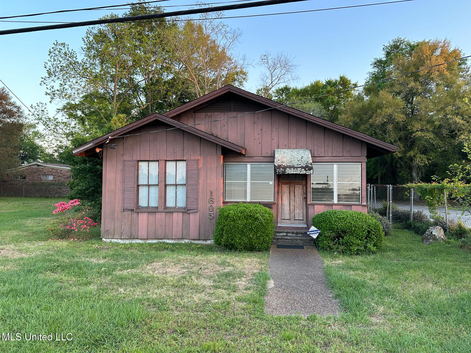 1605 25th Street, Gulfport, Mississippi image 2