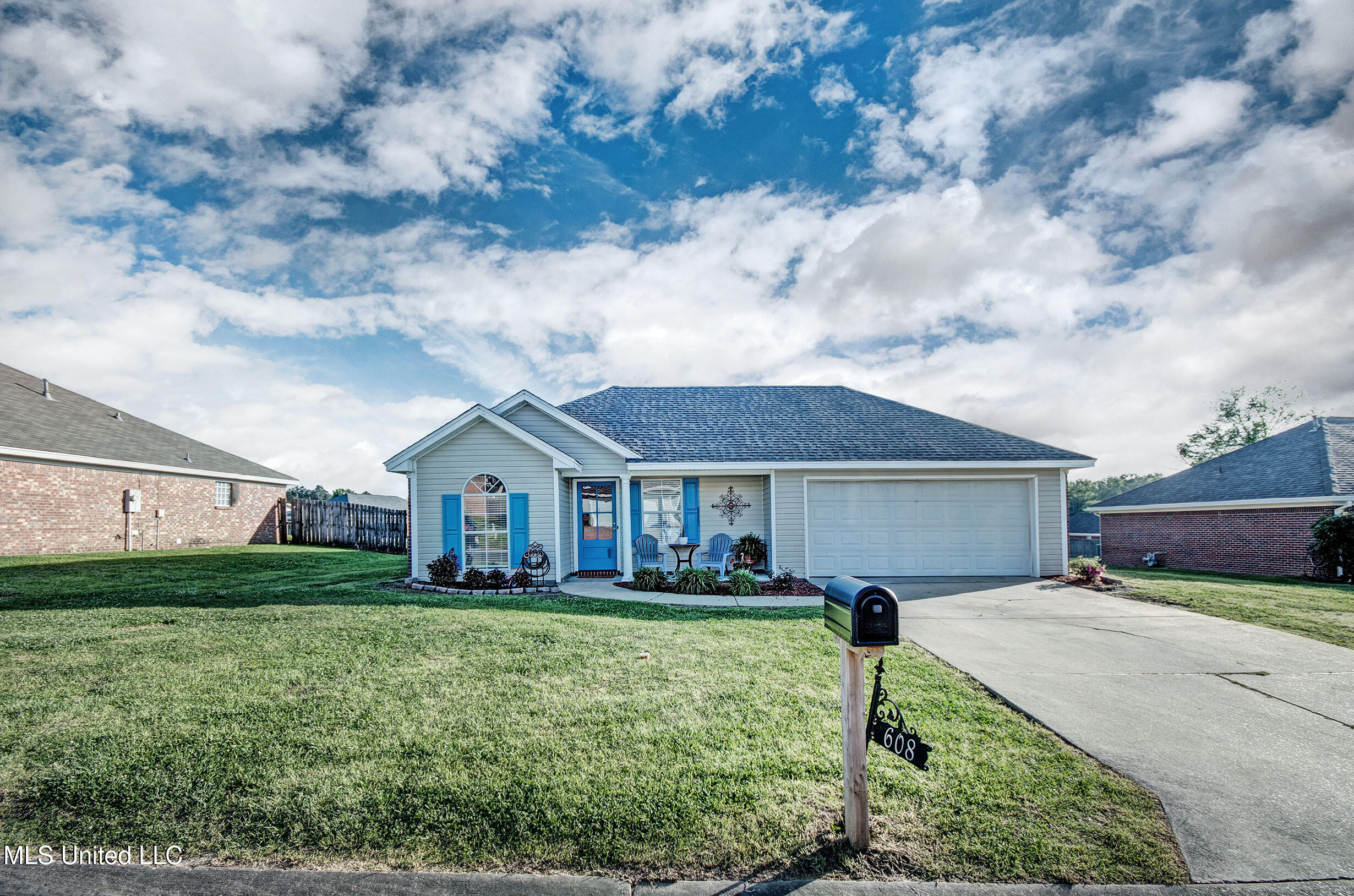 608 Shadowridge Drive, Brandon, Mississippi image 3
