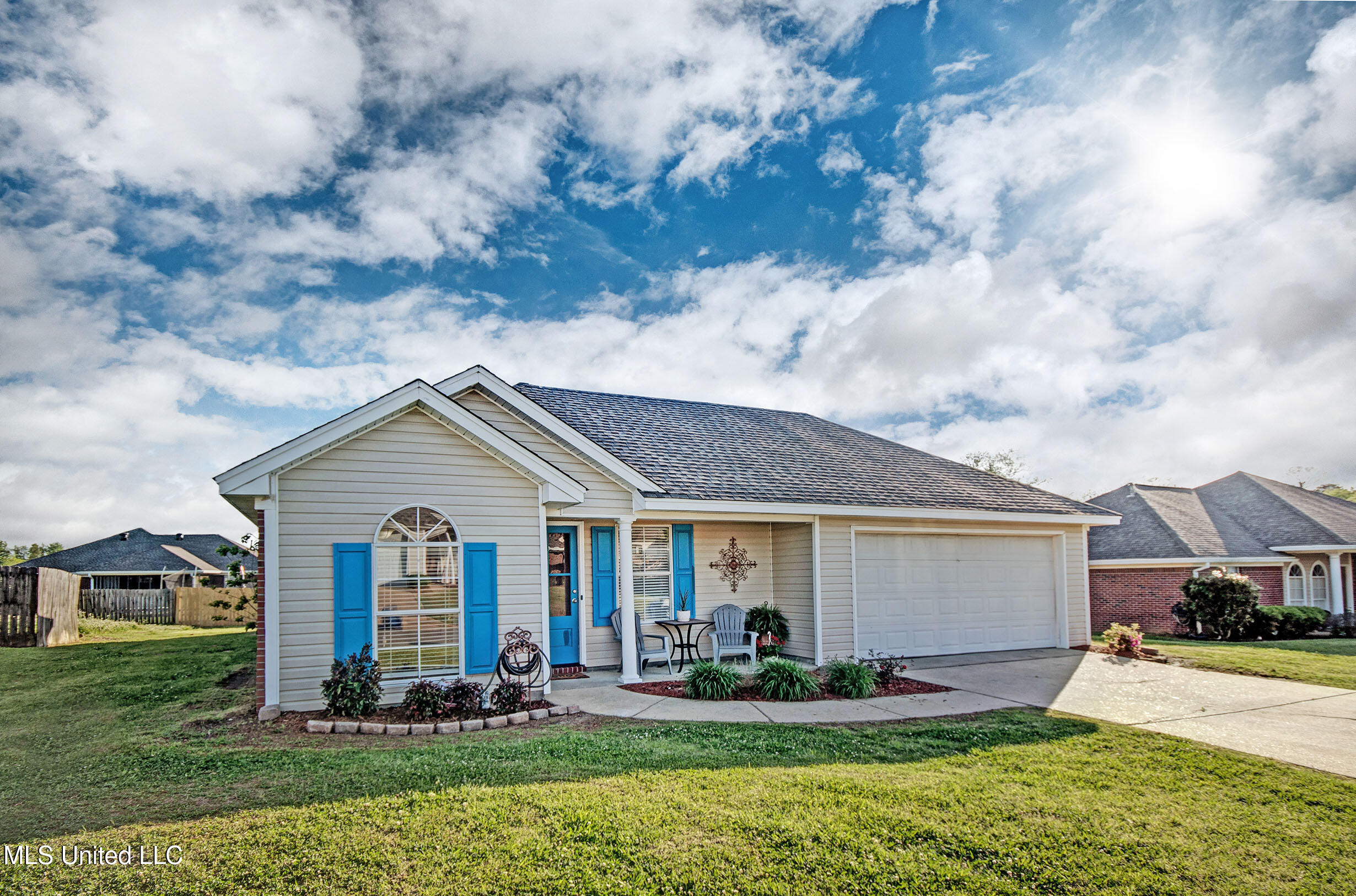 608 Shadowridge Drive, Brandon, Mississippi image 1