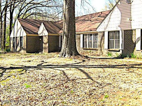 Homes For Sale - 3630 Debbie Lane<br/> Olive Branch, MS 38654