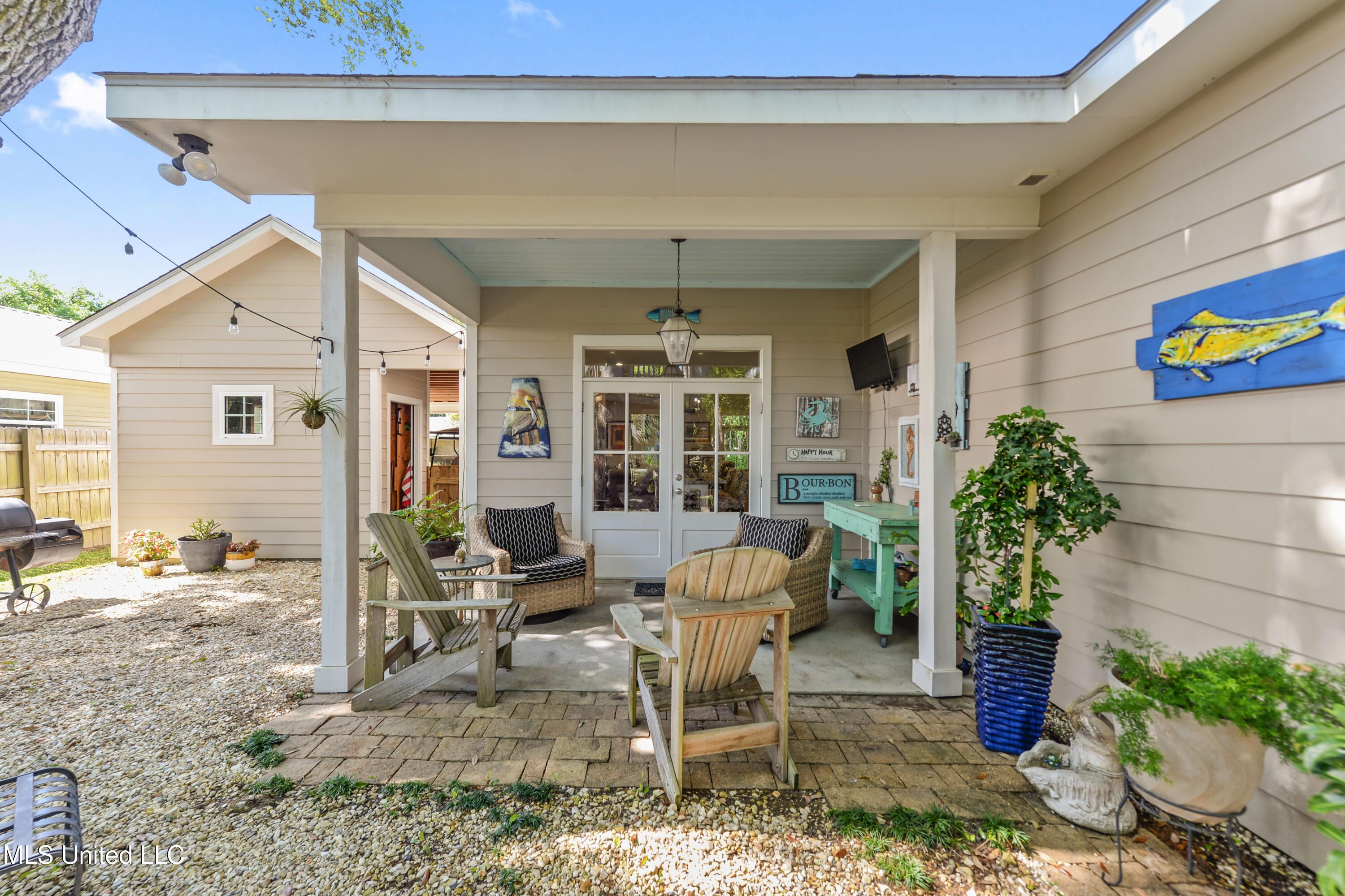 431 Demontluzin Avenue, Bay Saint Louis, Mississippi image 25