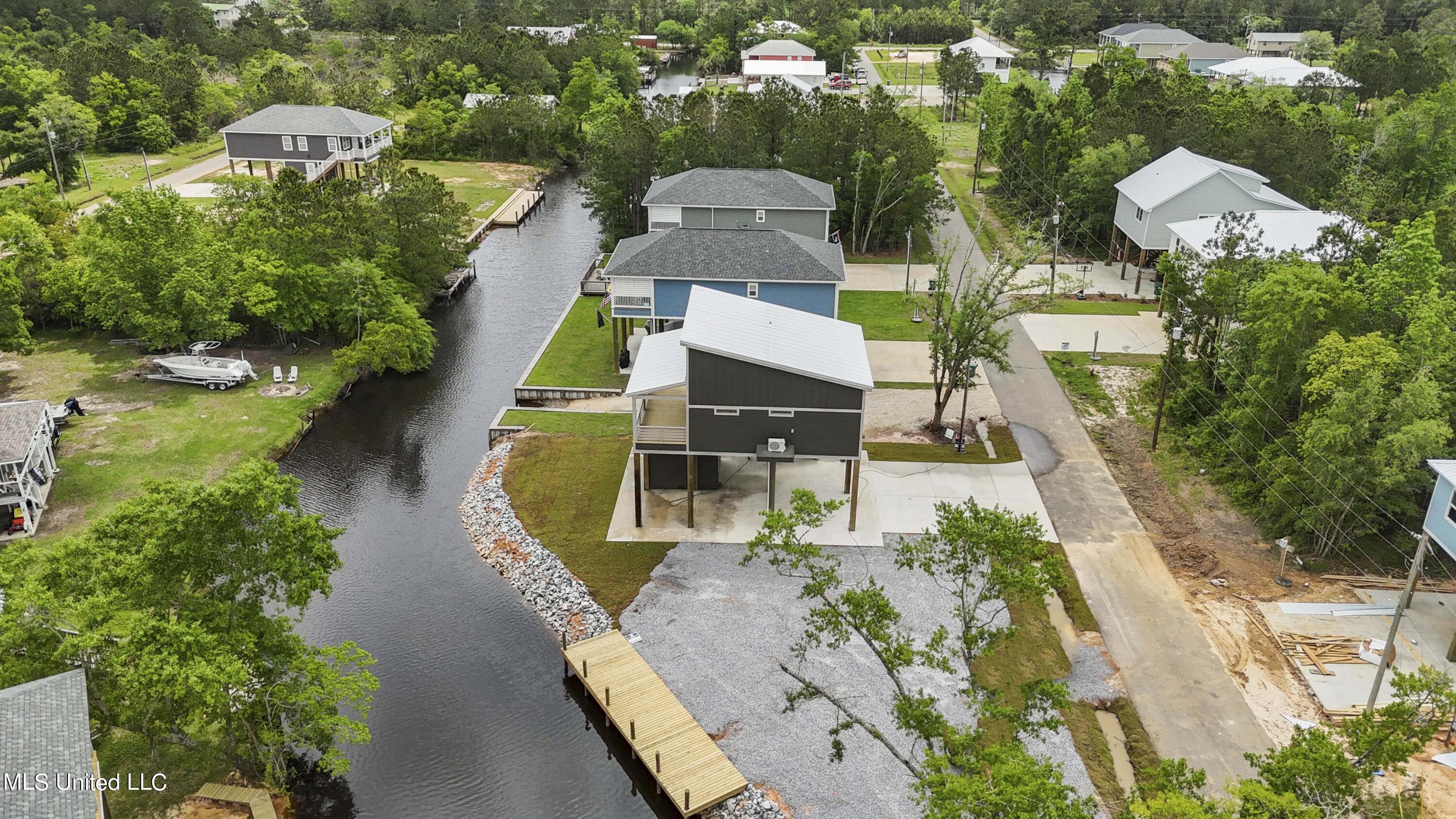 4066 Blue Jay Street, Bay Saint Louis, Mississippi image 28