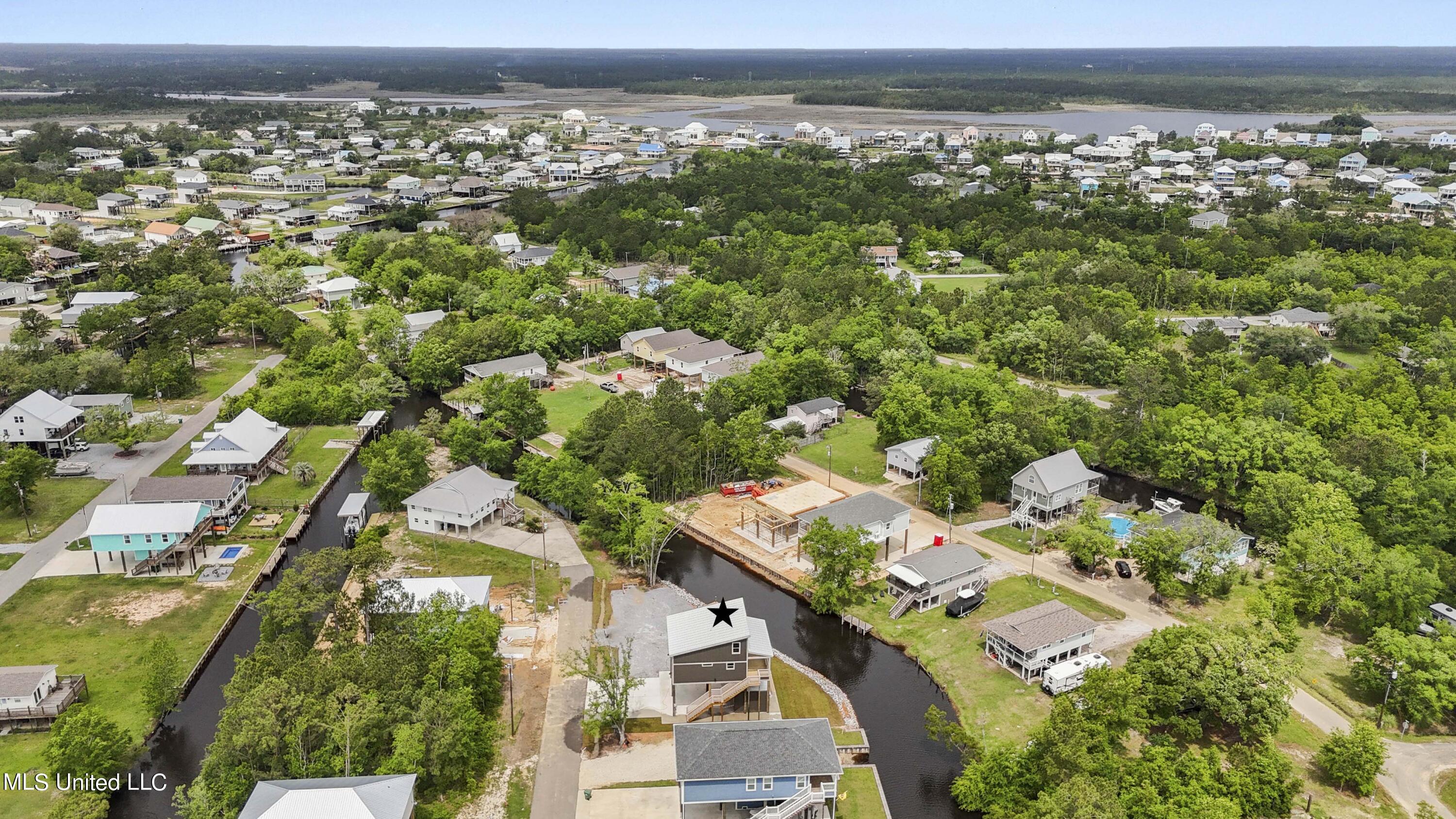 4066 Blue Jay Street, Bay Saint Louis, Mississippi image 33