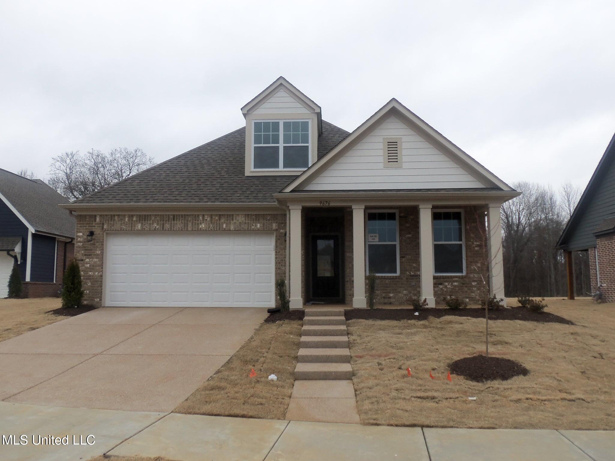 9676 Crape Myrtle Drive, Olive Branch, Mississippi image 2
