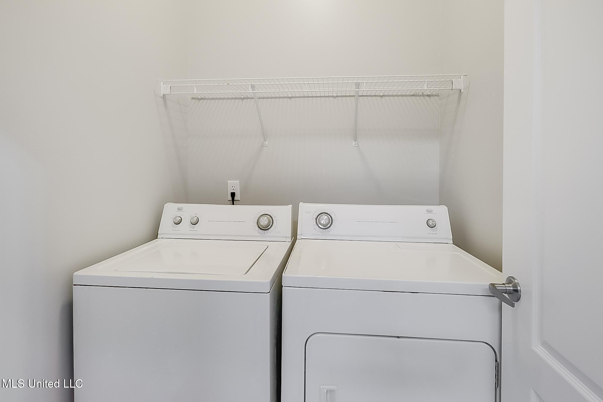 211 Capri Place, Ocean Springs, Mississippi image 18