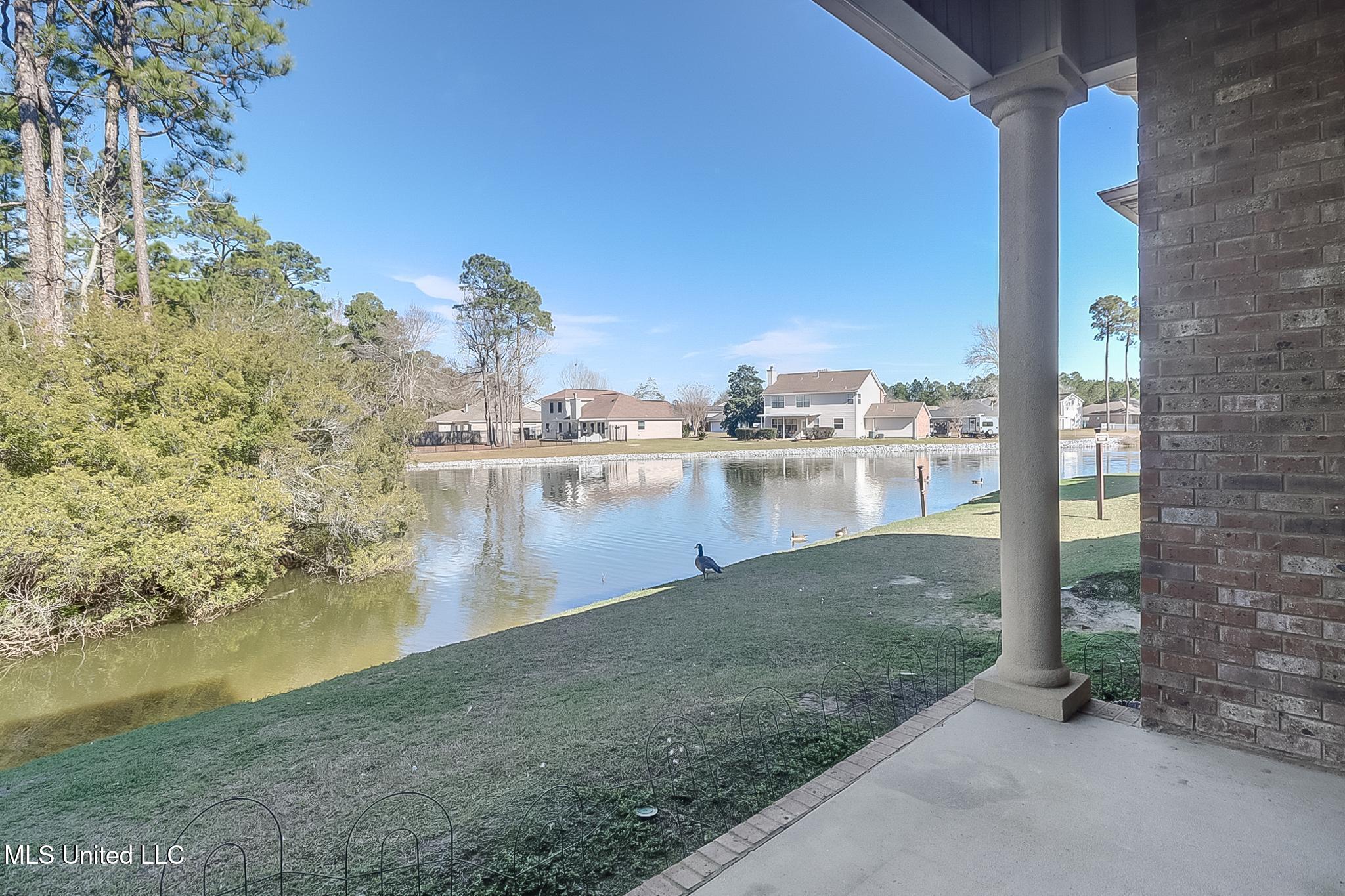 211 Capri Place, Ocean Springs, Mississippi image 26