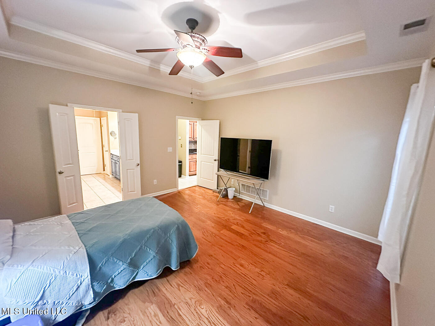 785 W Fairway Pointe Cove, Hernando, Mississippi image 6