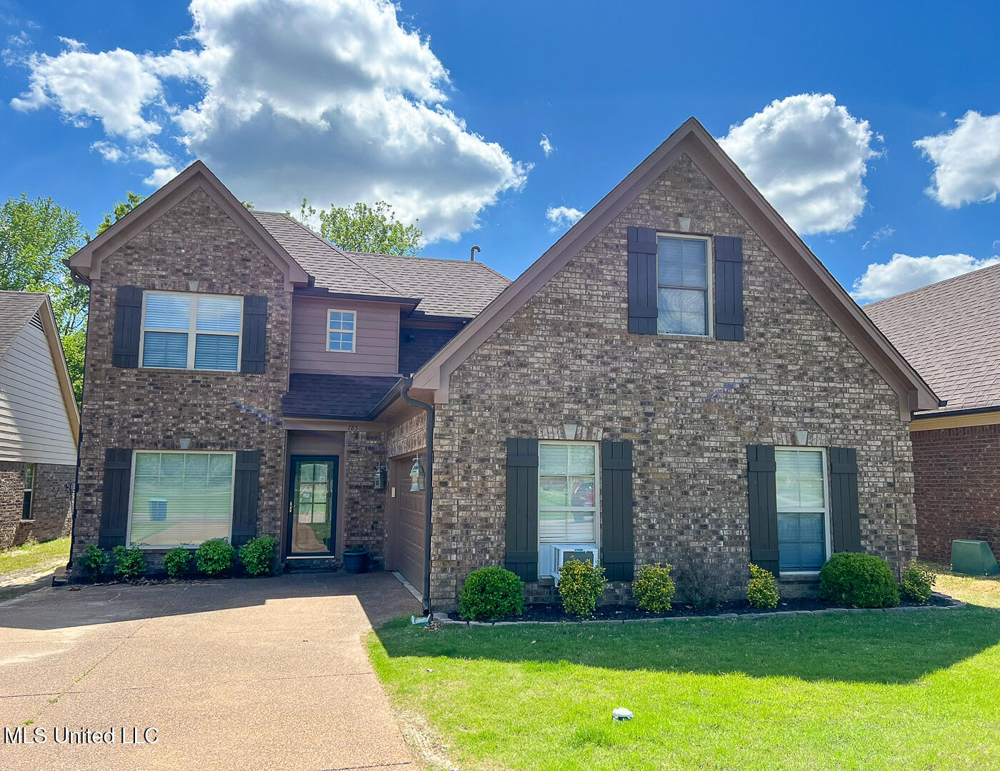 785 W Fairway Pointe Cove, Hernando, Mississippi image 1