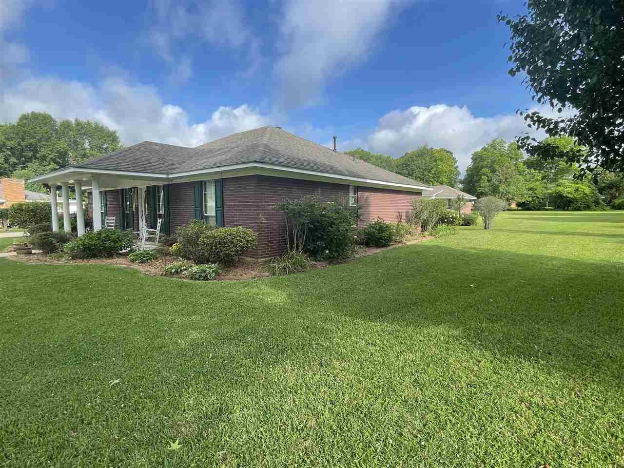 1006 Pine Hill Drive, Carthage, Mississippi image 7