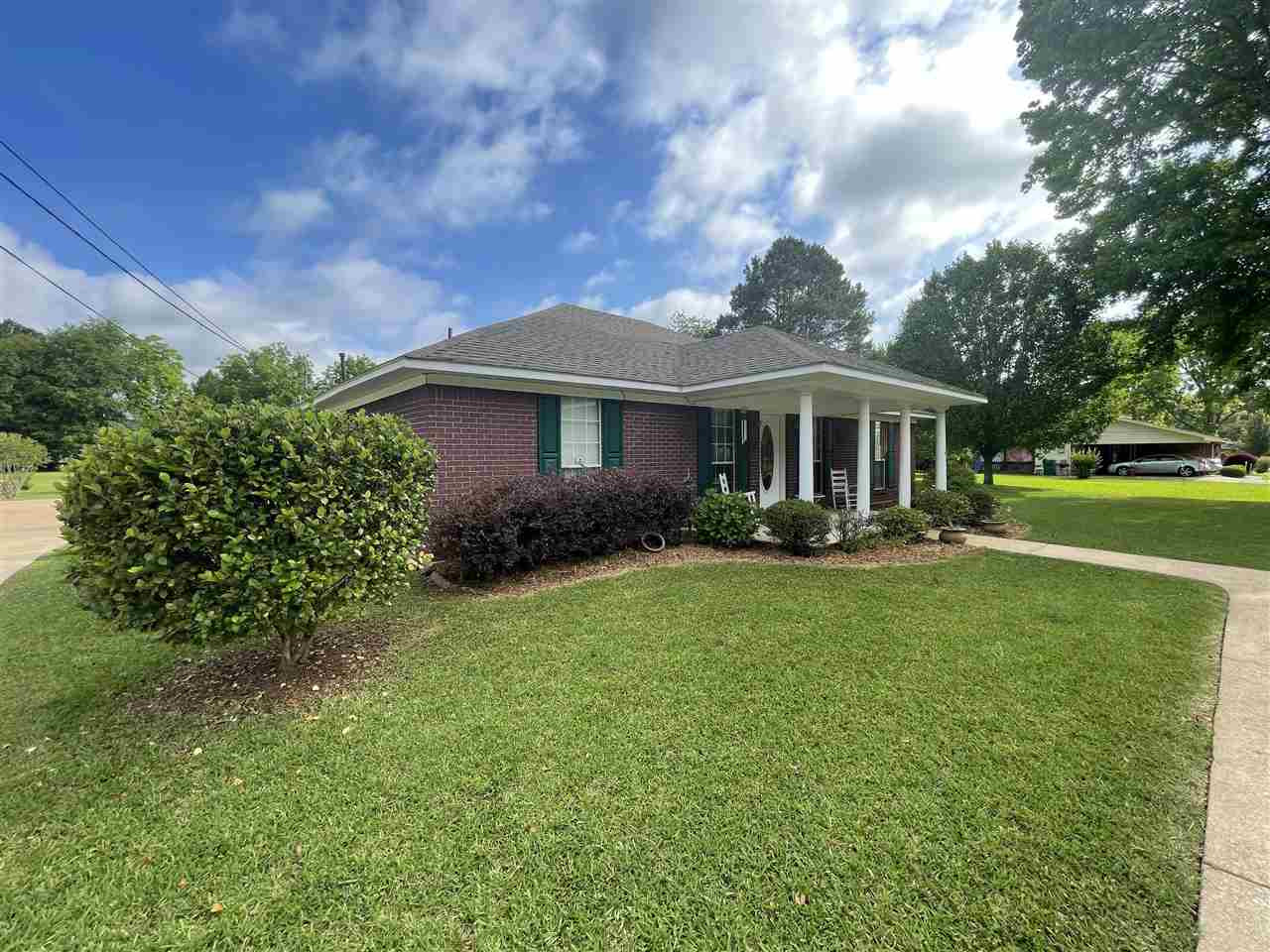 1006 Pine Hill Drive, Carthage, Mississippi image 8