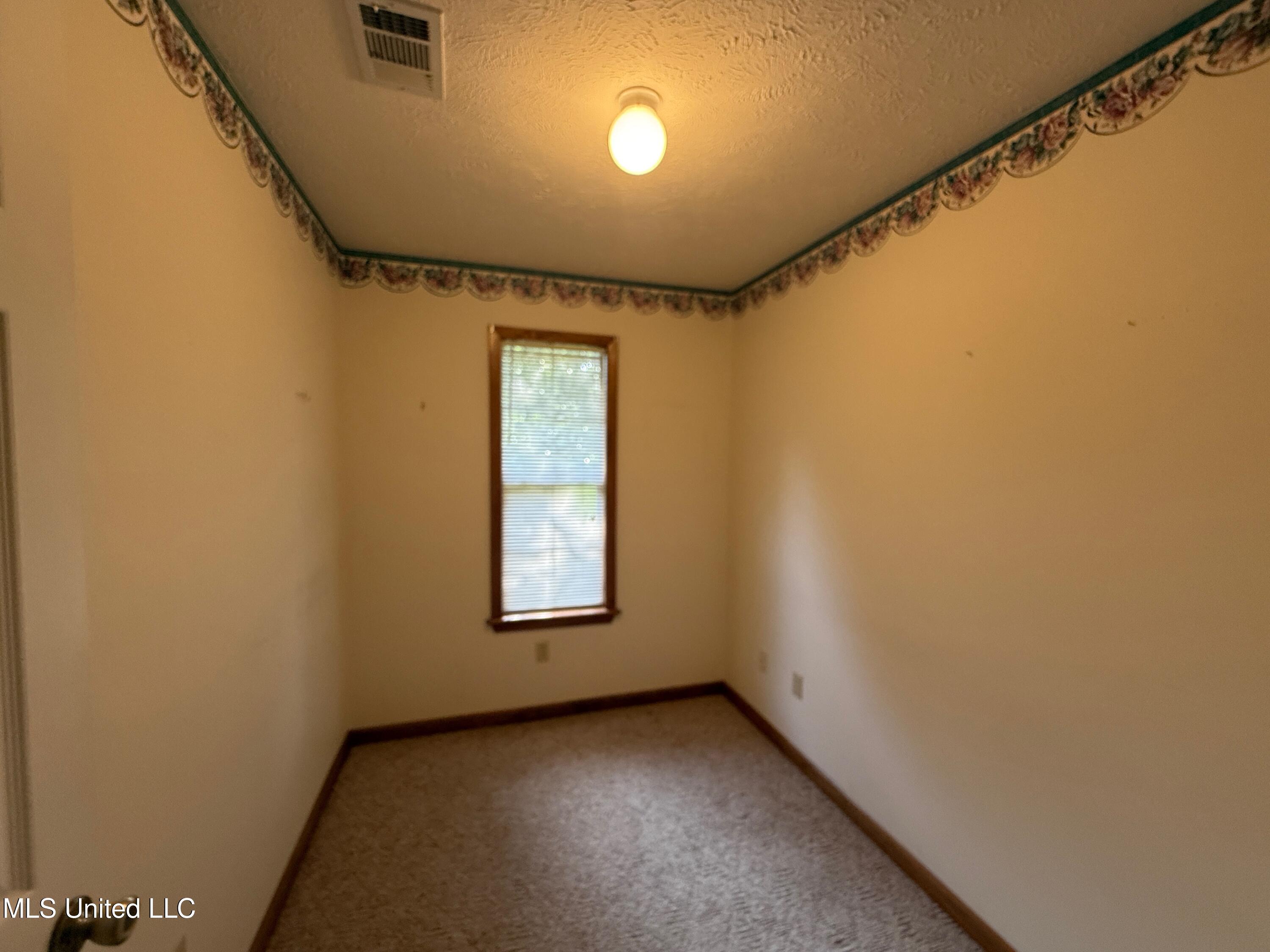 1006 Pine Hill Drive, Carthage, Mississippi image 14